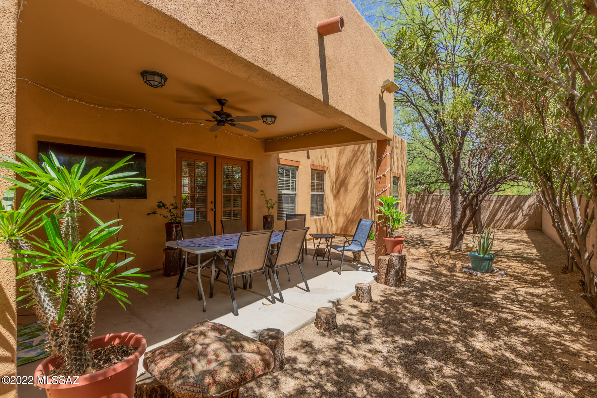 Catalina Poultry Acres NO 2 - Residential