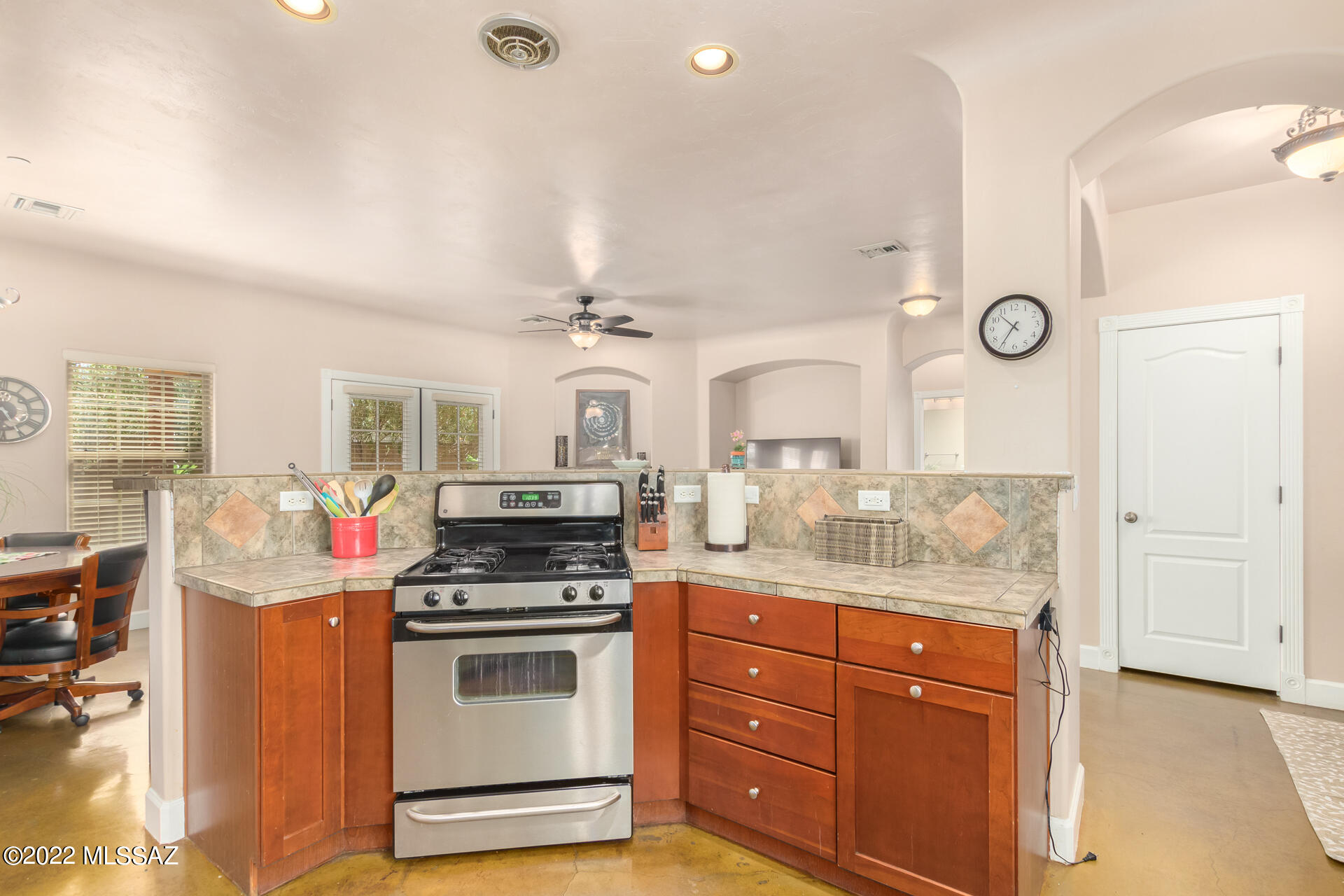 Catalina Poultry Acres NO 2 - Residential