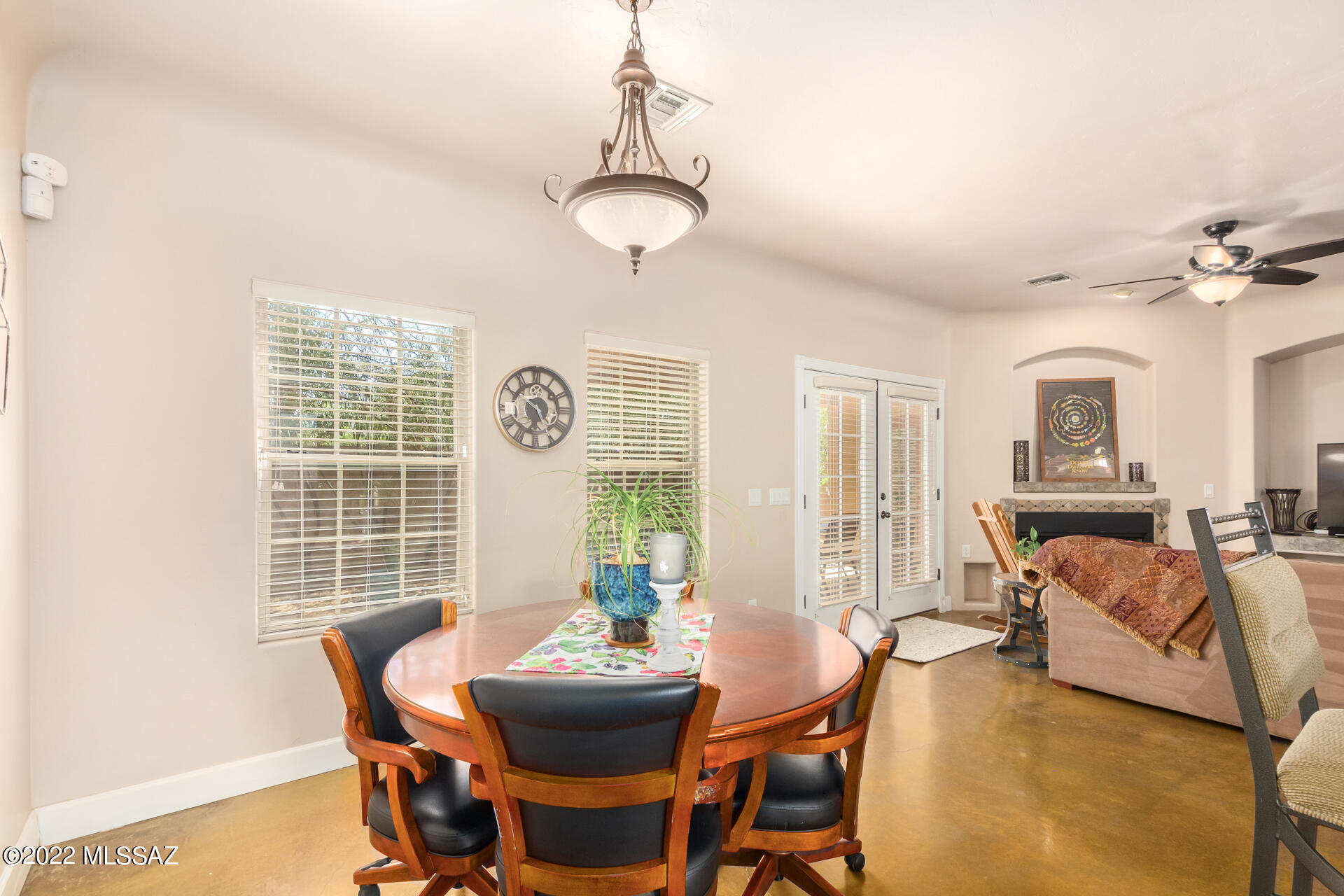 Catalina Poultry Acres NO 2 - Residential