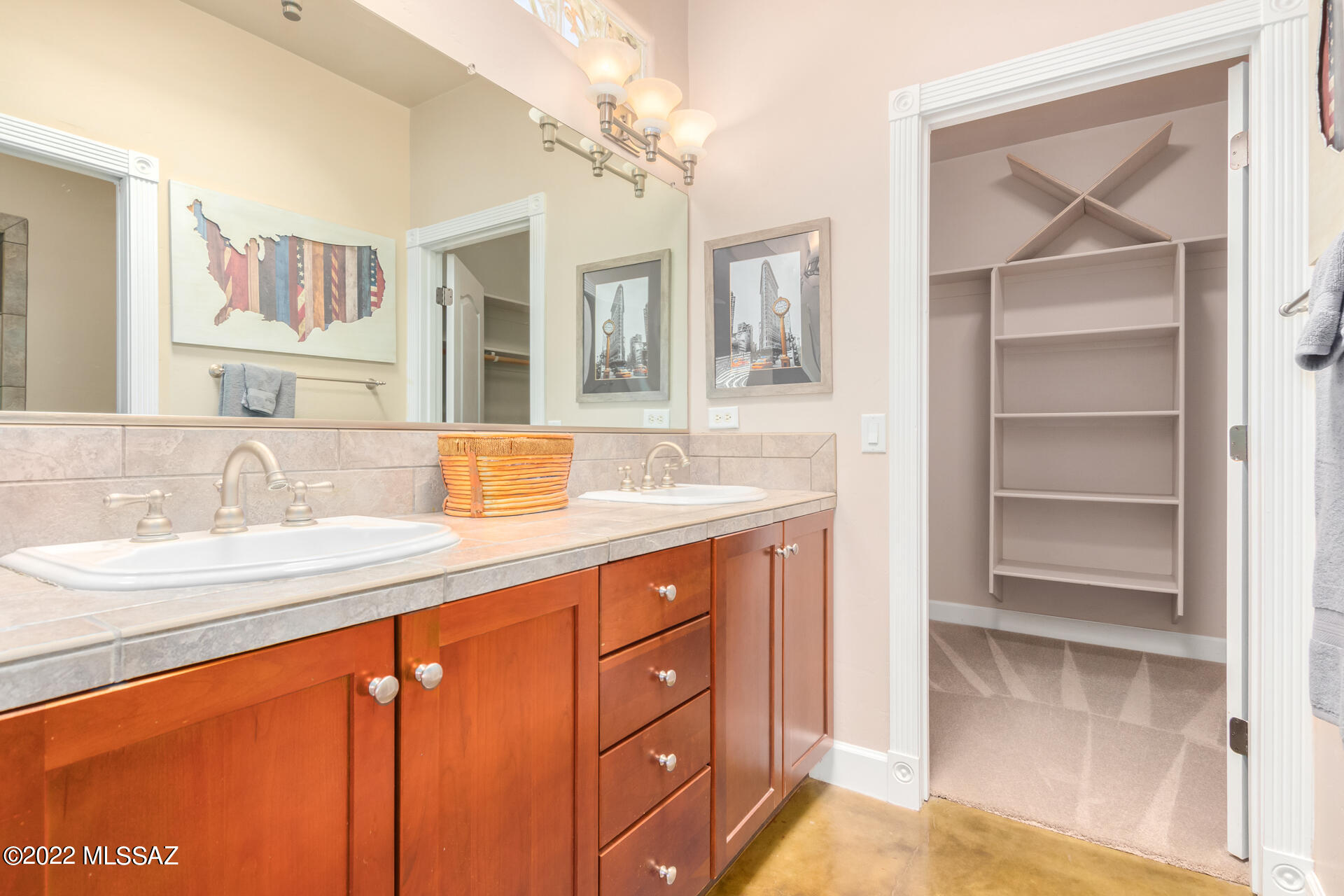Catalina Poultry Acres NO 2 - Residential