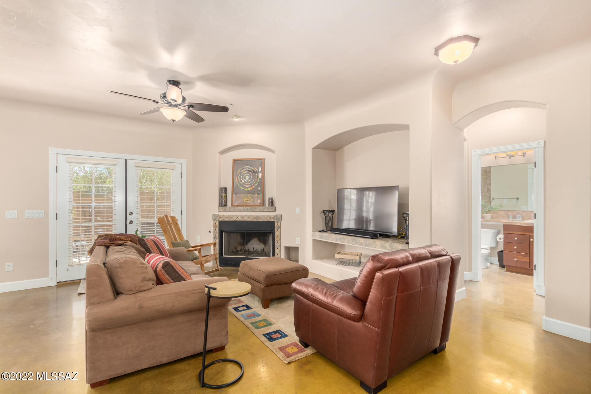Catalina Poultry Acres NO 2 - Residential