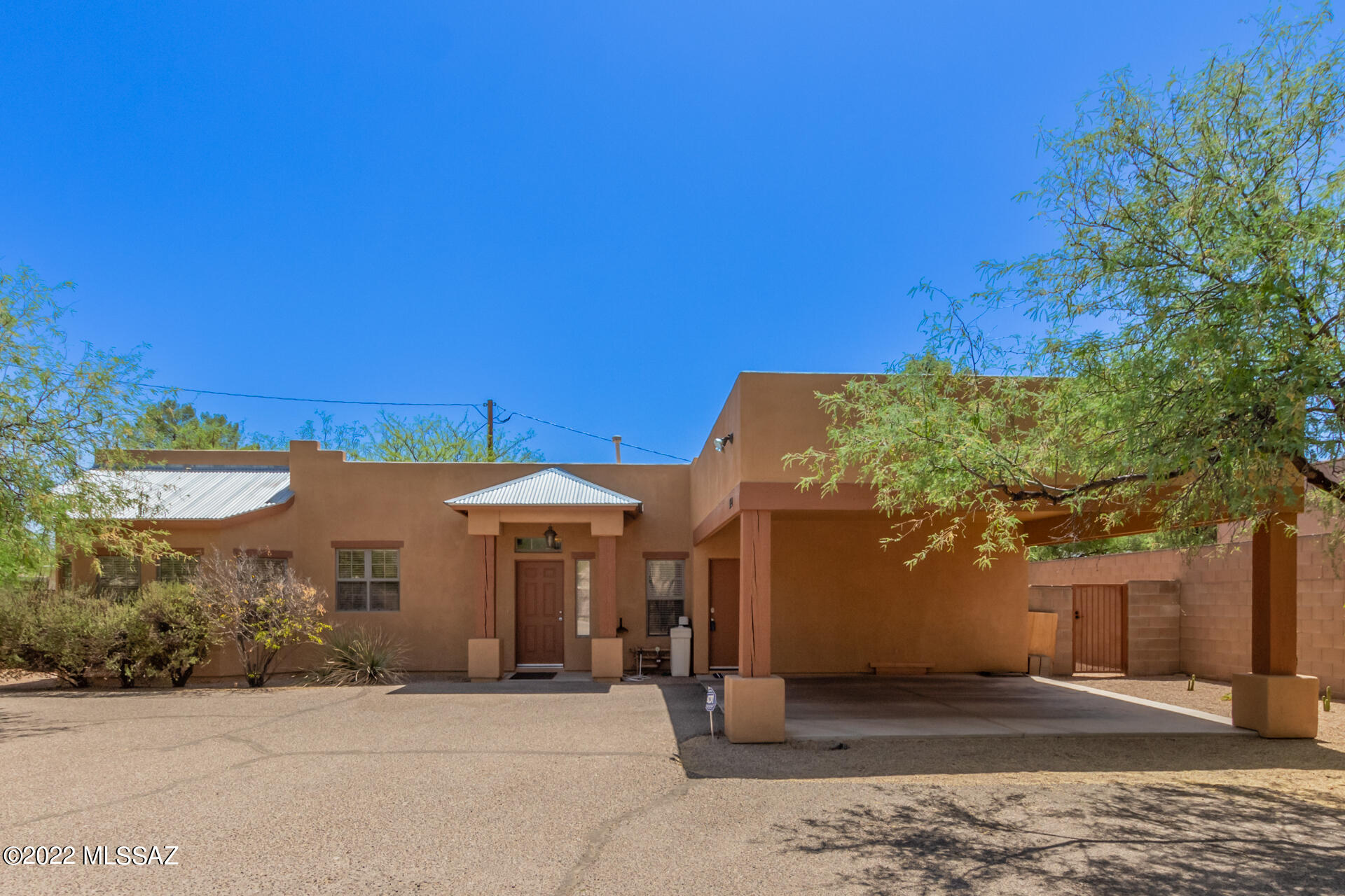 Catalina Poultry Acres NO 2 - Residential