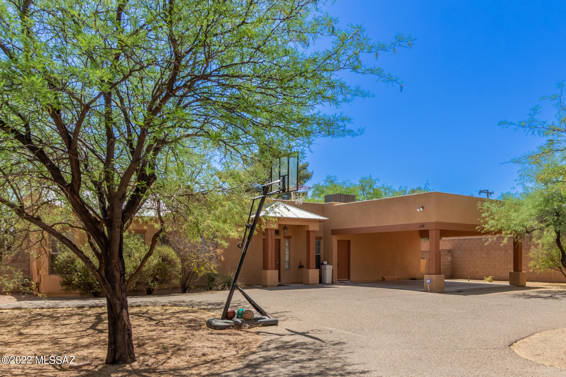 Catalina Poultry Acres NO 2 - Residential
