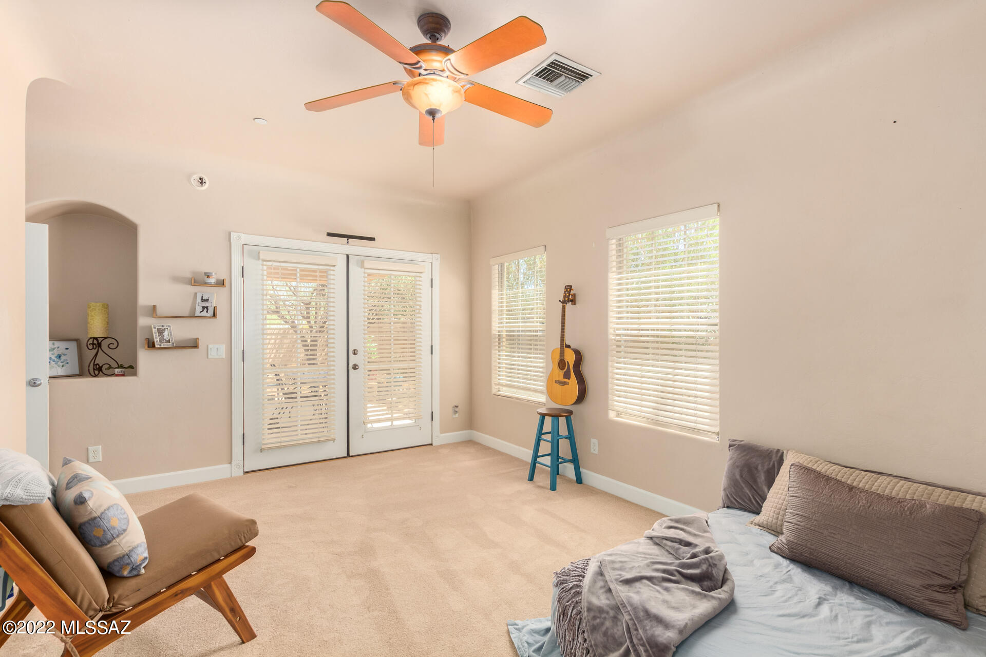 Catalina Poultry Acres NO 2 - Residential