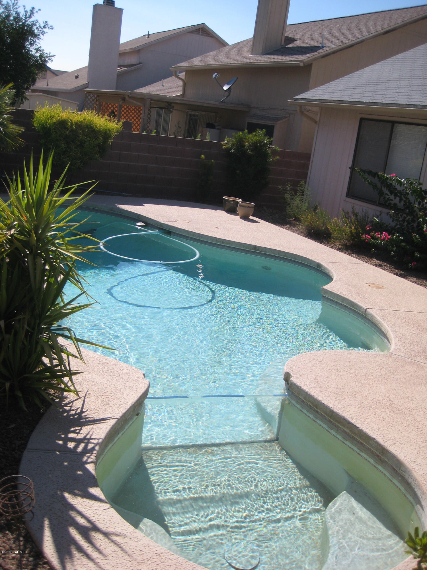 Eastpointe Estates (1-98) - Residential Lease