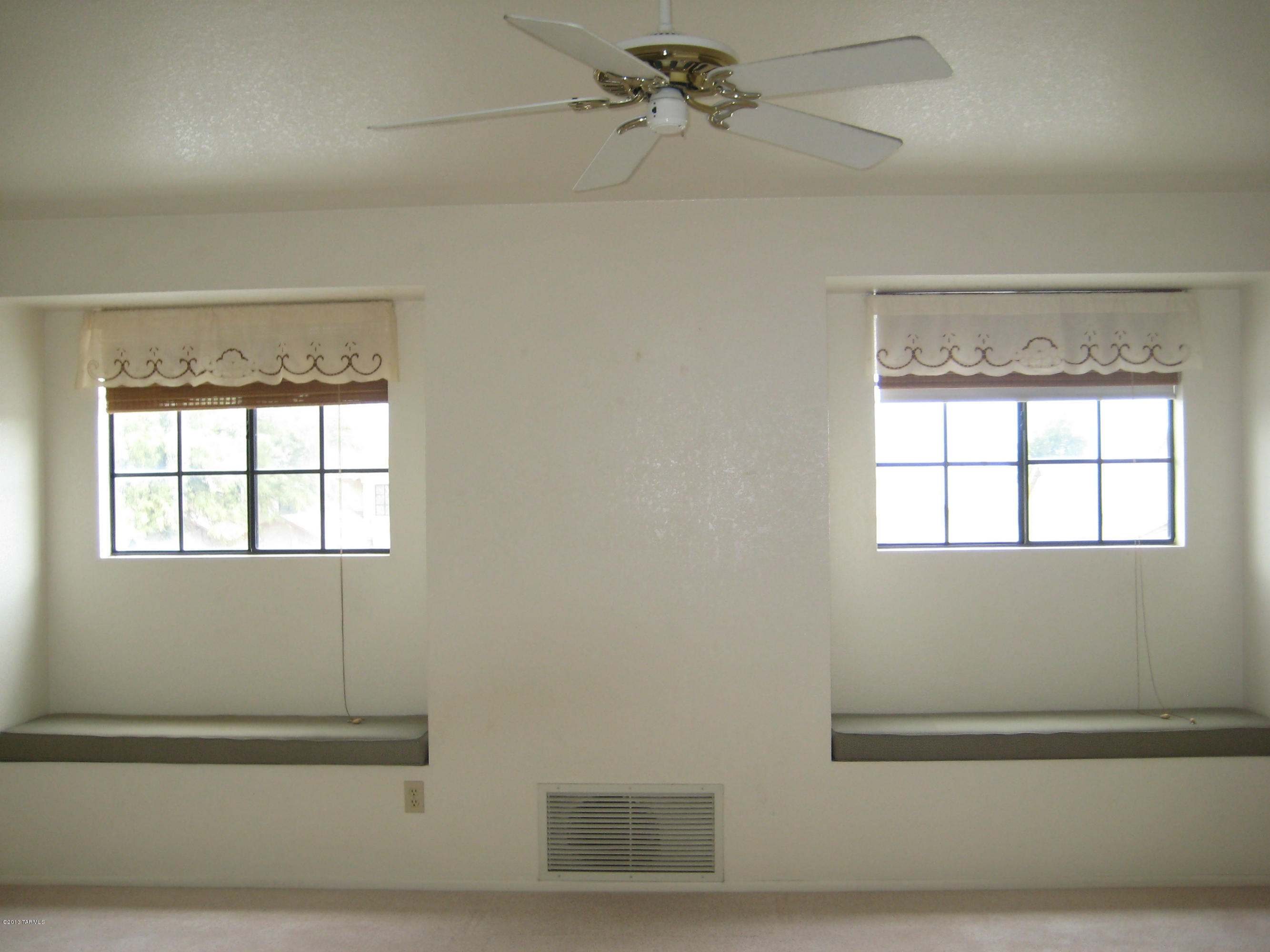 Eastpointe Estates (1-98) - Residential Lease