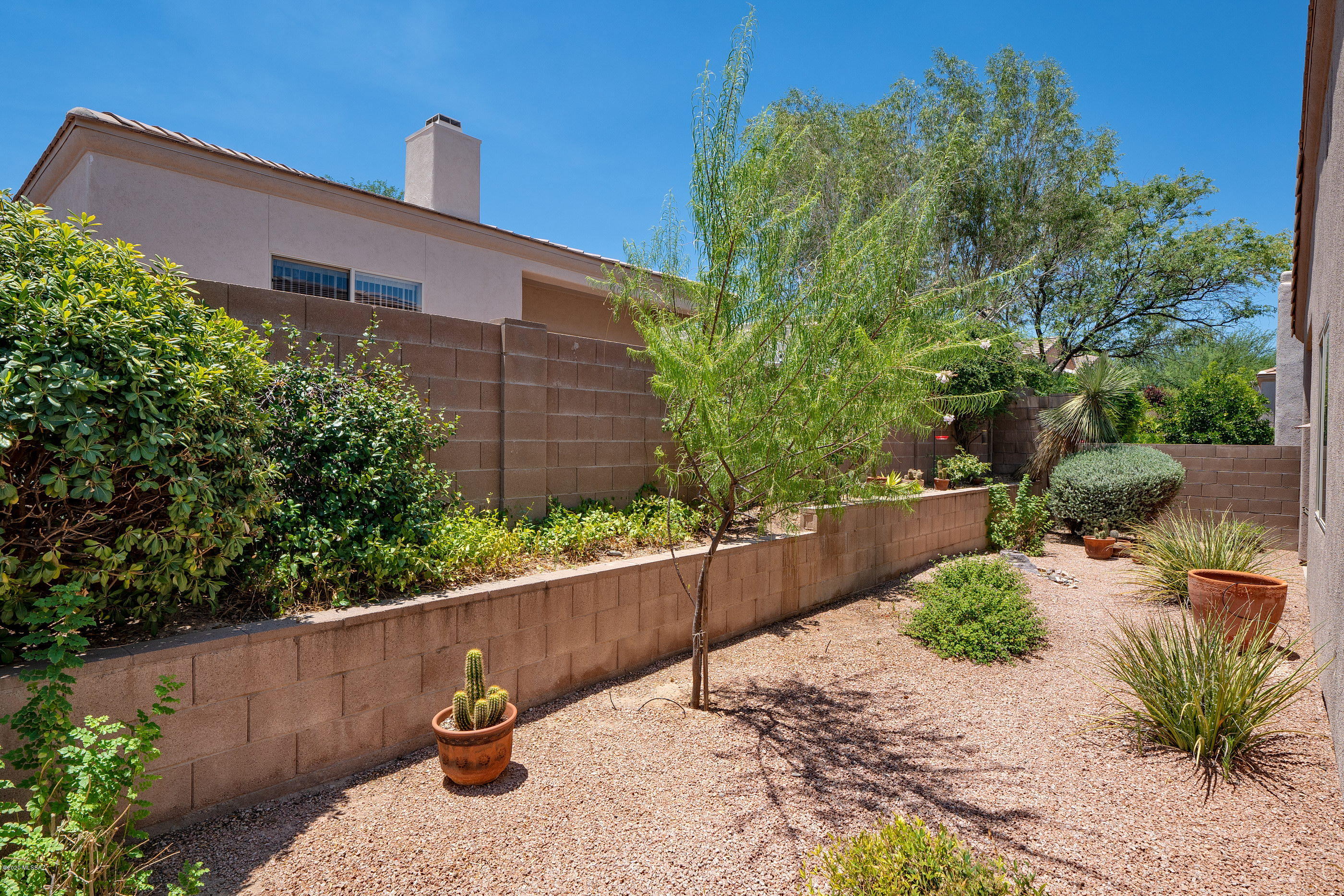 Rancho Esperero (1-343) - Residential