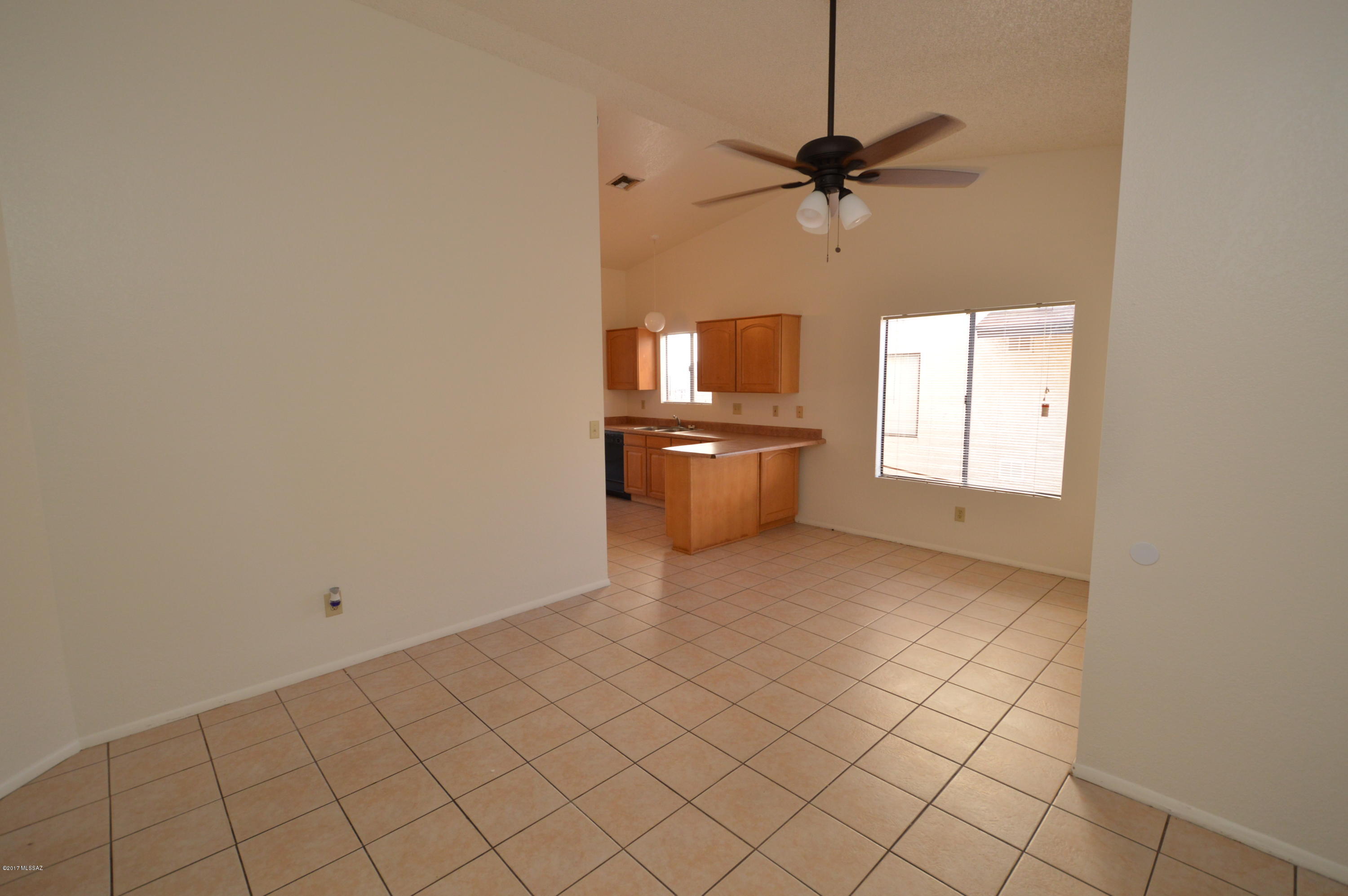 Eastpointe Estates (1-98) - Residential Lease
