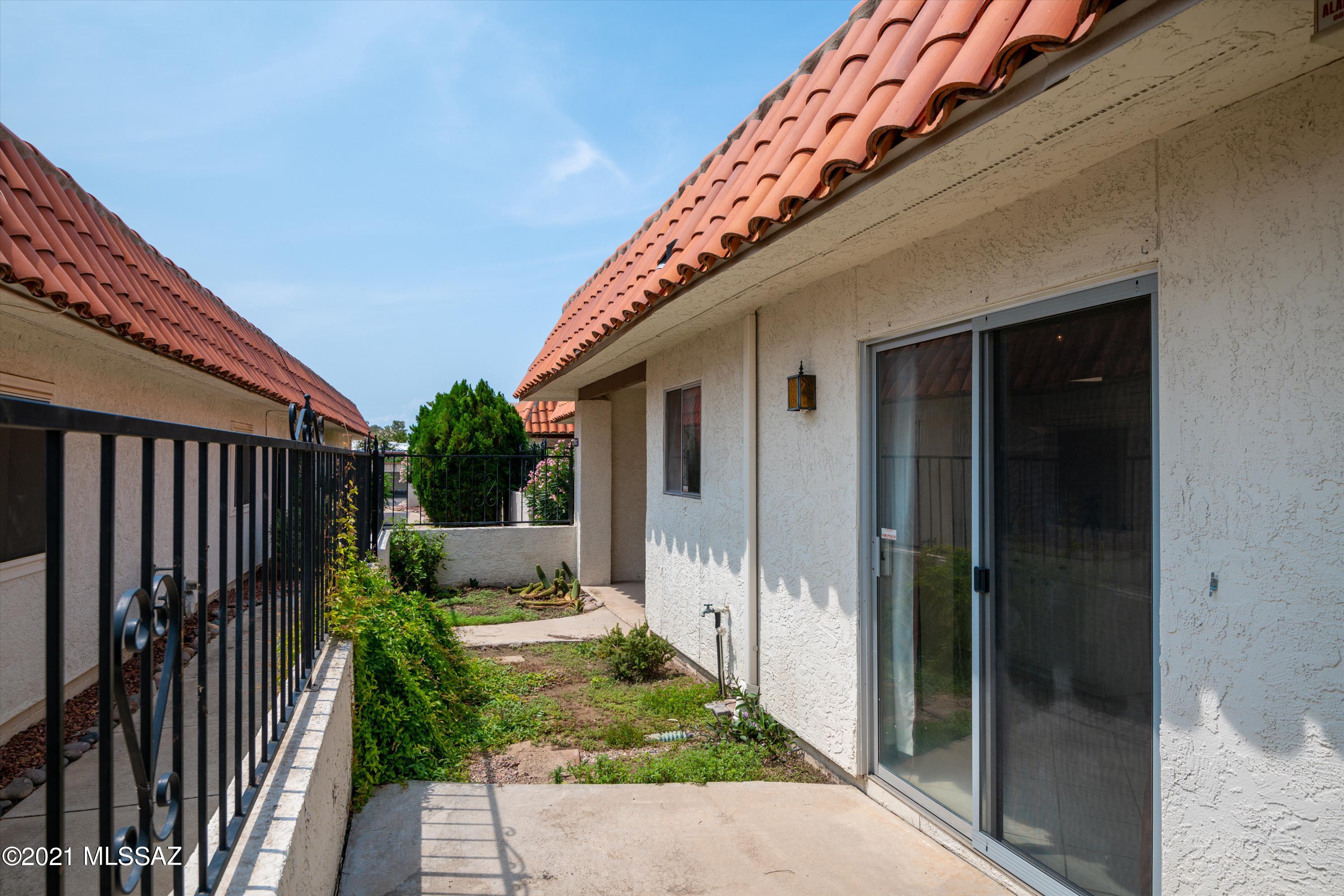 Sahuara Village (1-48) - Residential