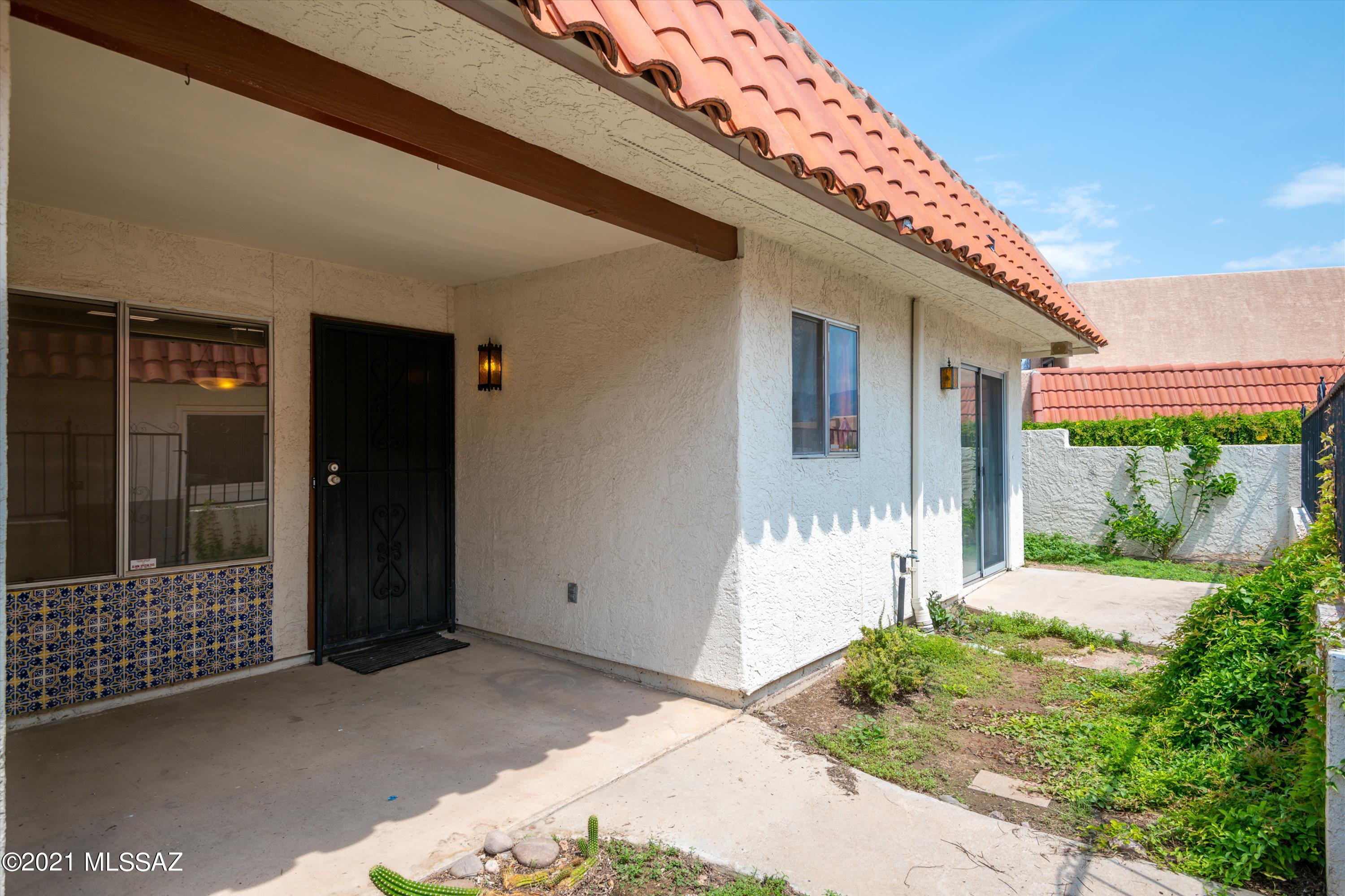 Sahuara Village (1-48) - Residential