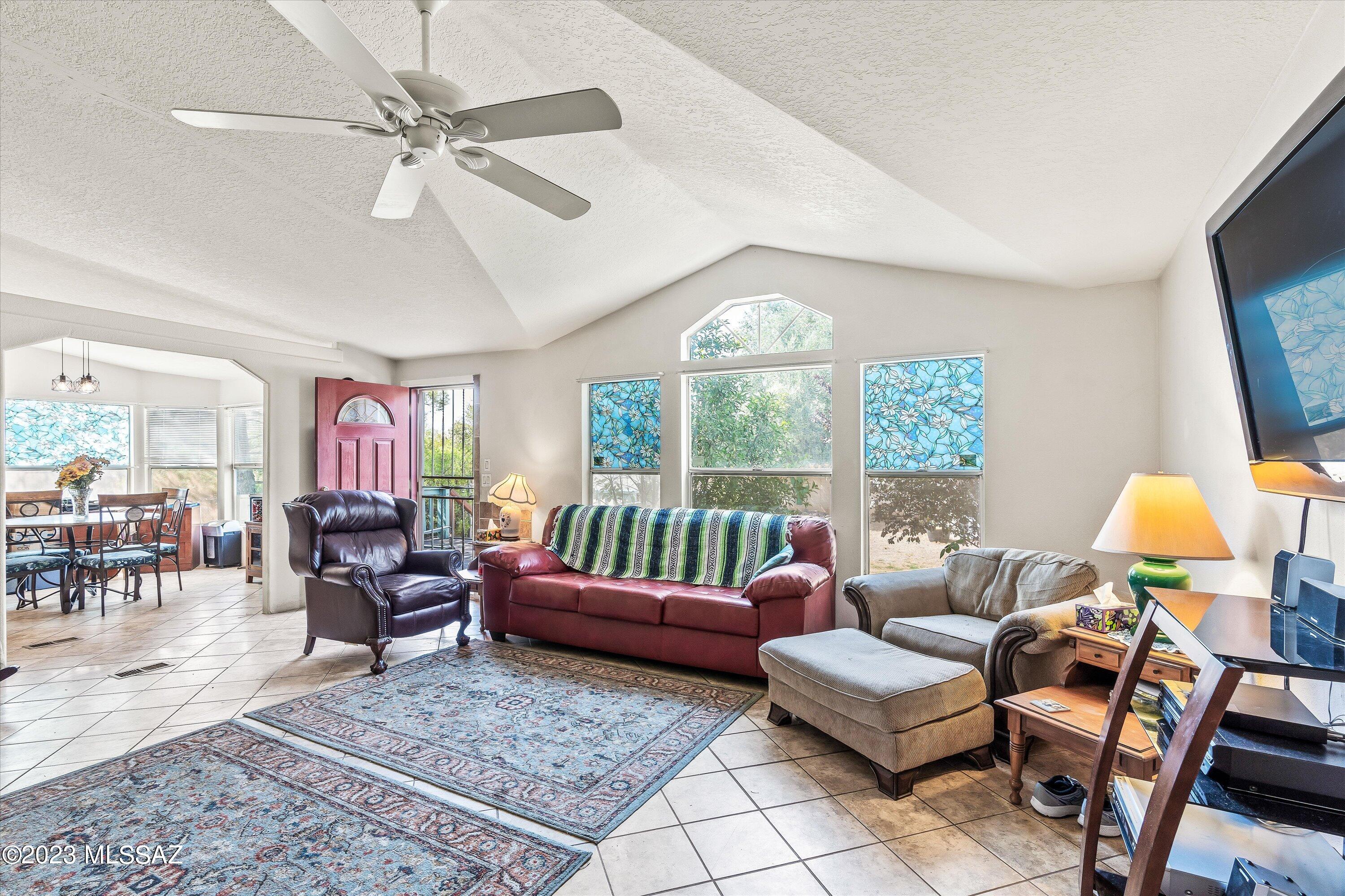 Lariat Est - Residential