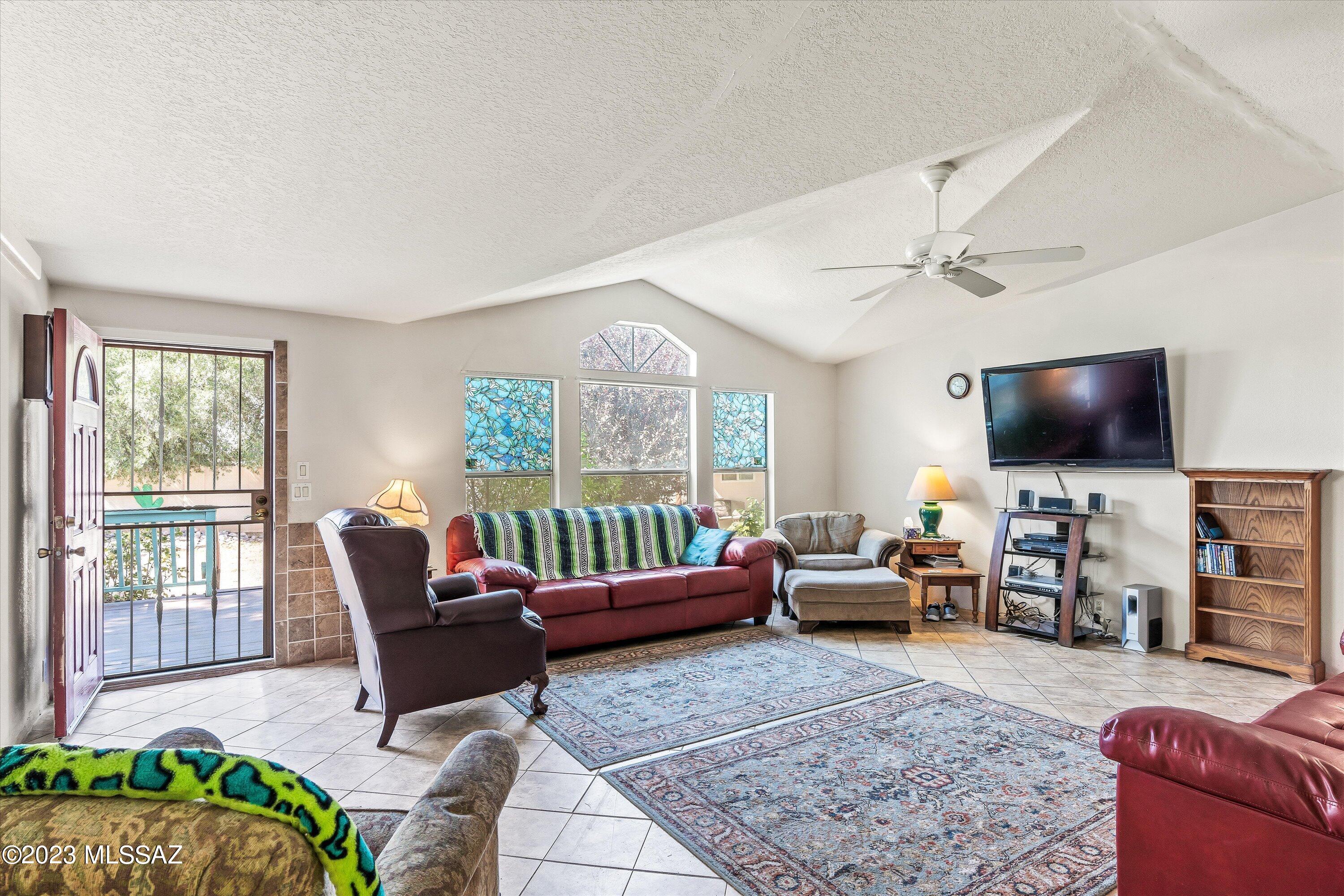 Lariat Est - Residential