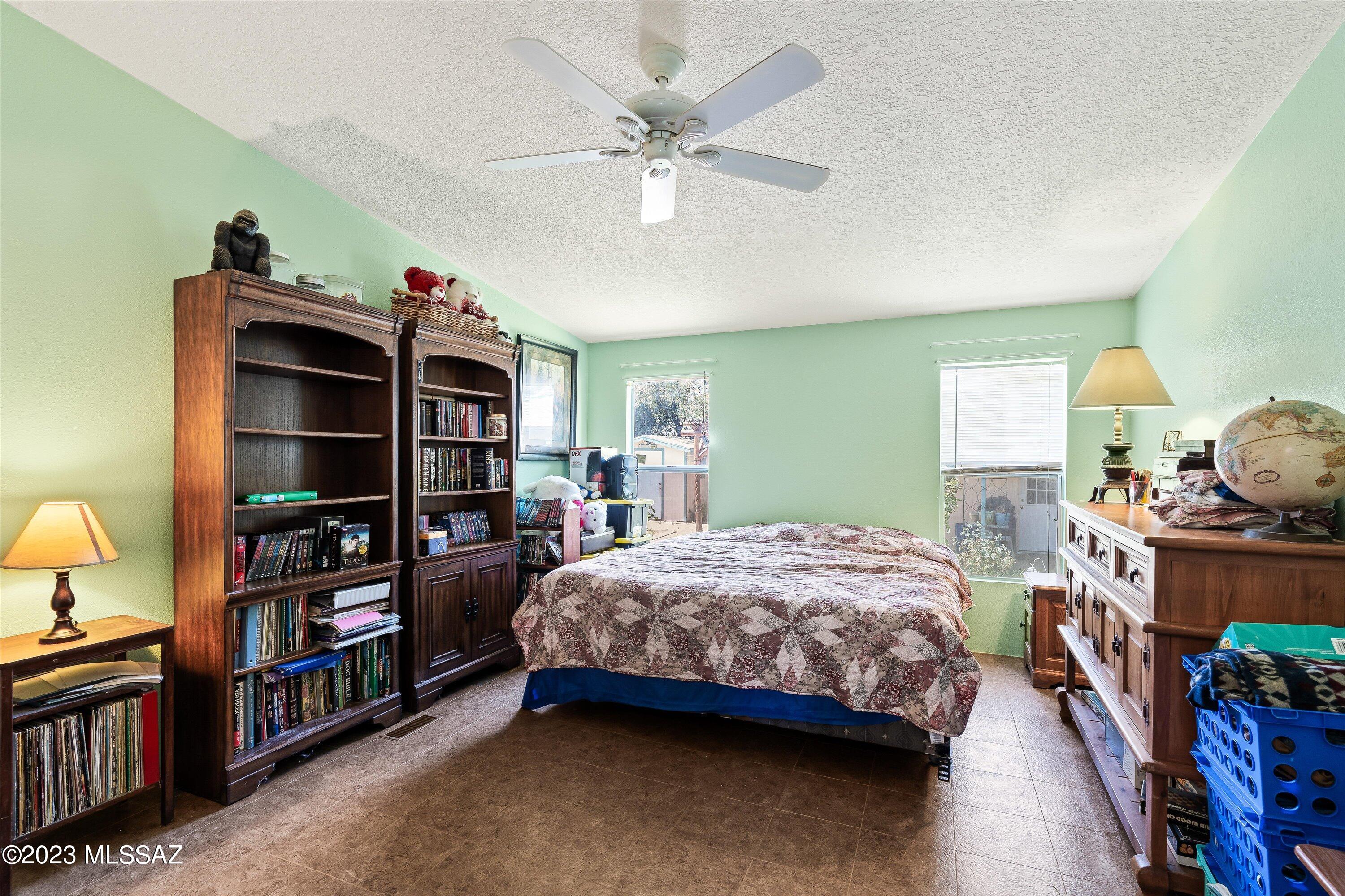 Lariat Est - Residential