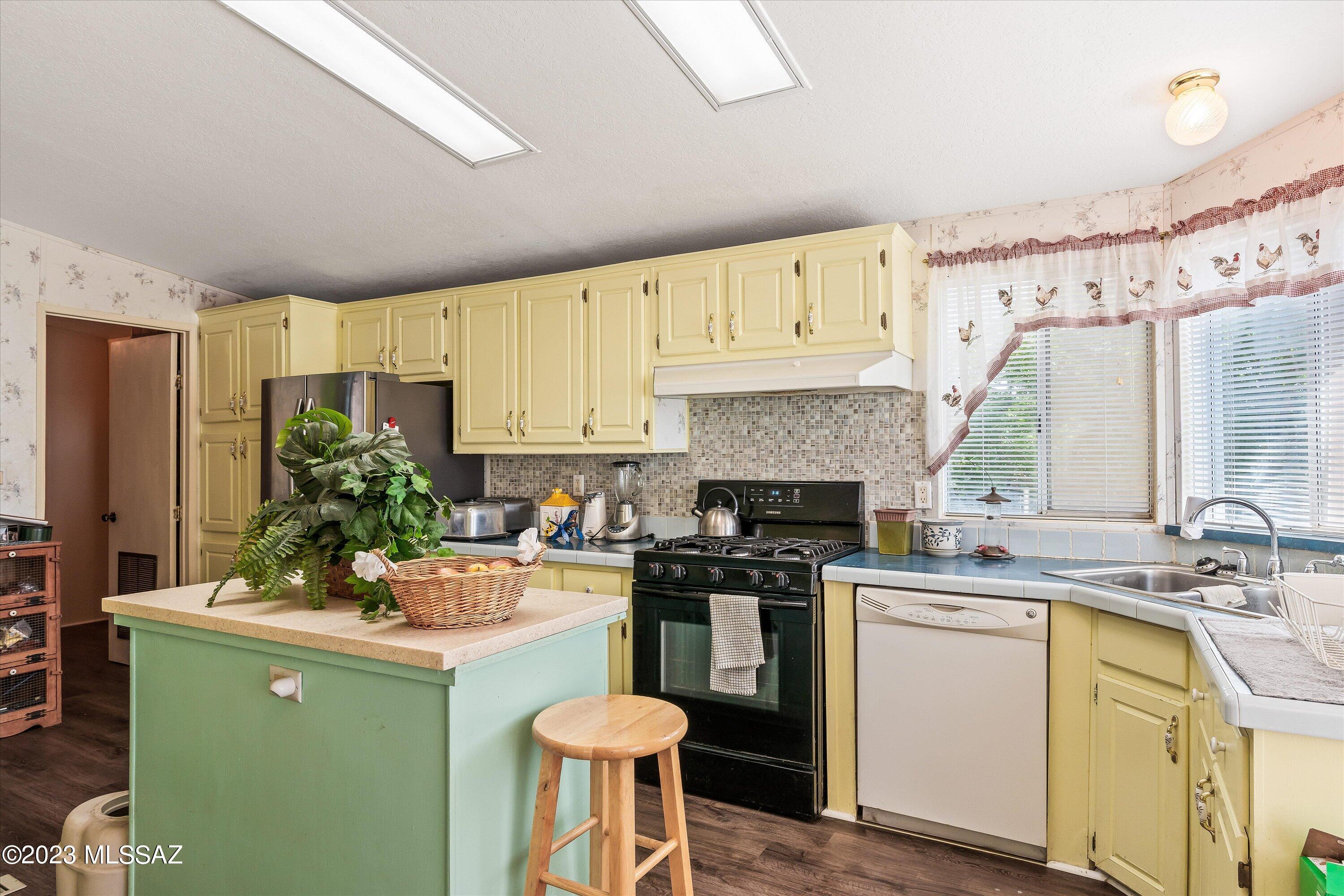 Lariat Est - Residential