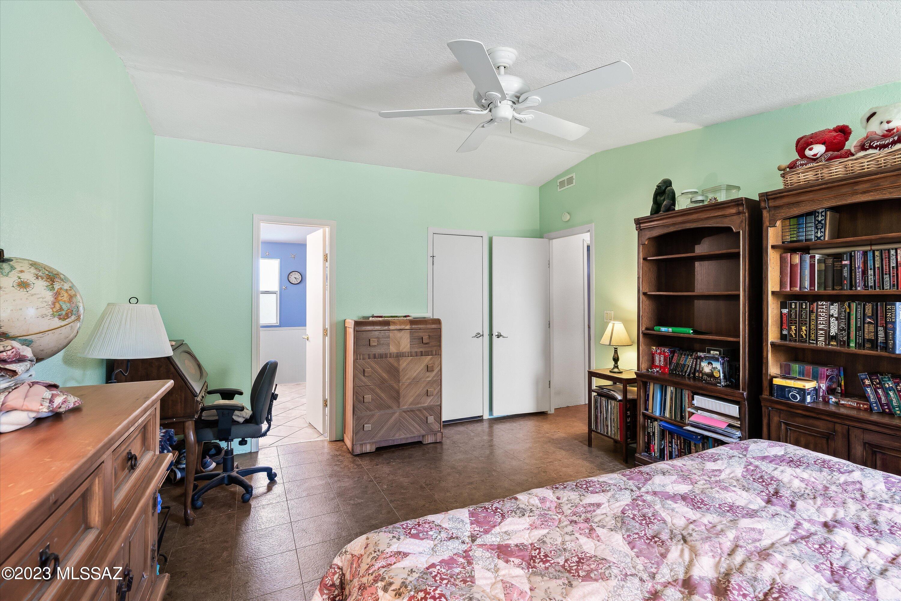 Lariat Est - Residential