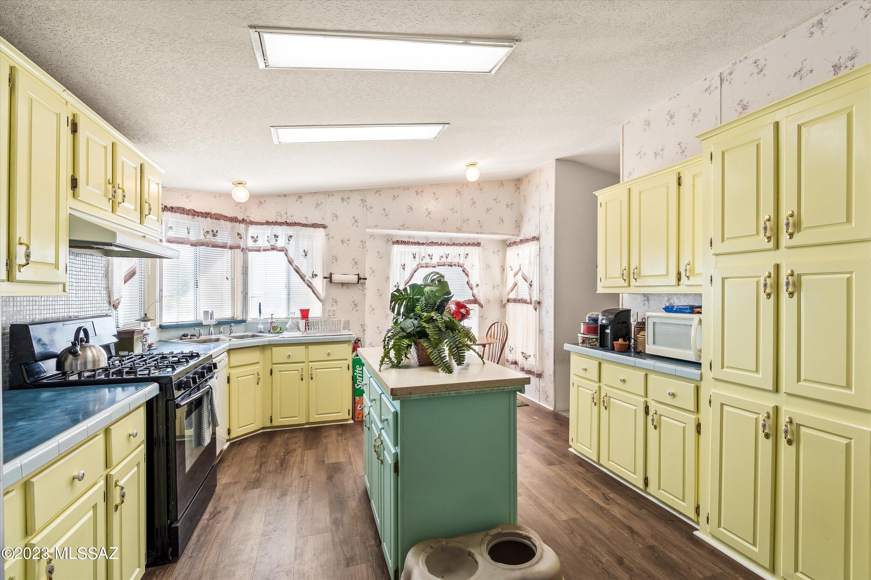 Lariat Est - Residential