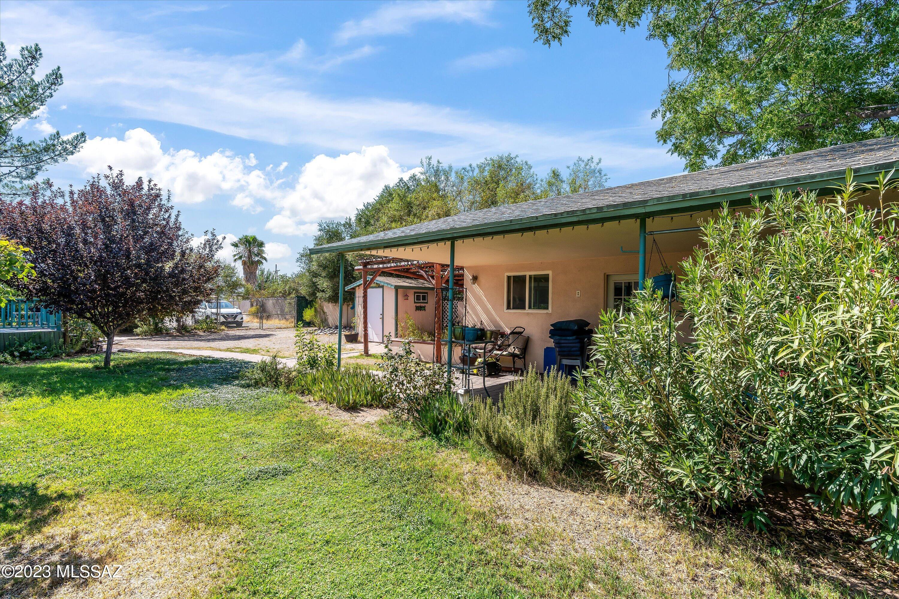 Lariat Est - Residential