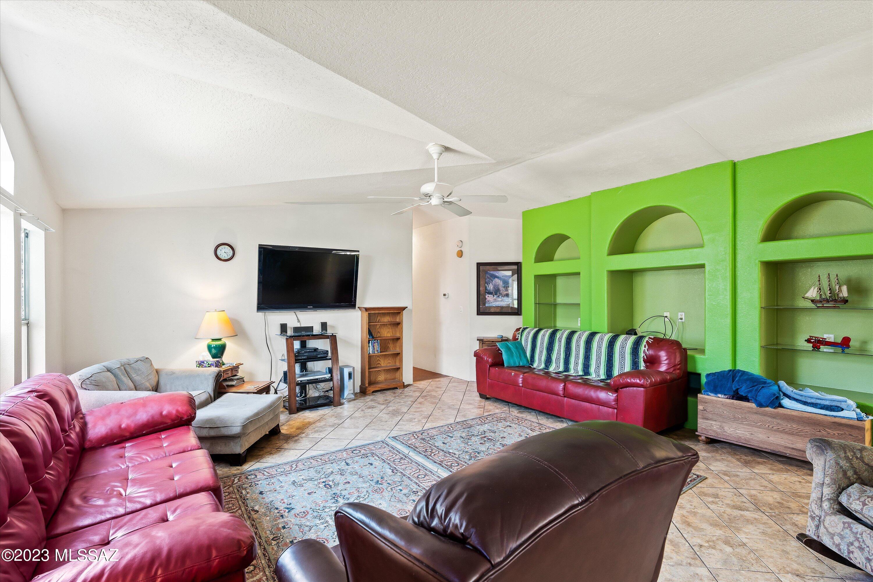 Lariat Est - Residential