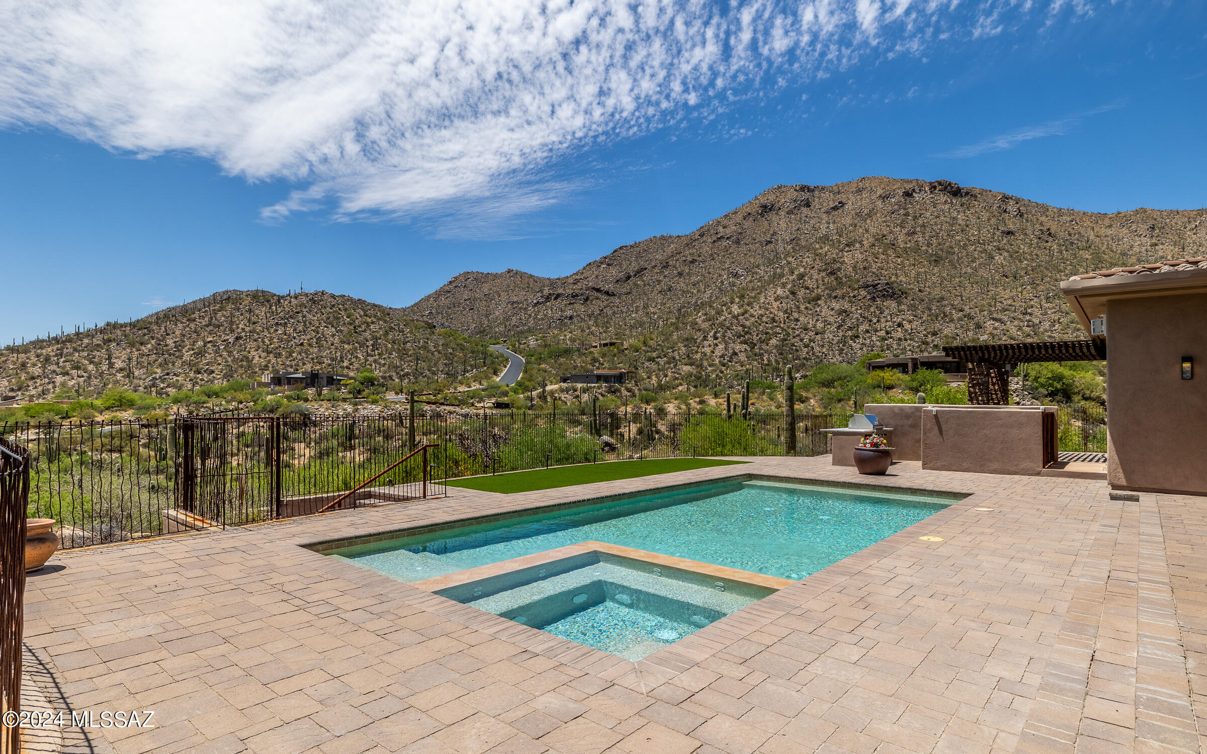 Canyon Pass At Dove Mountain - Residential