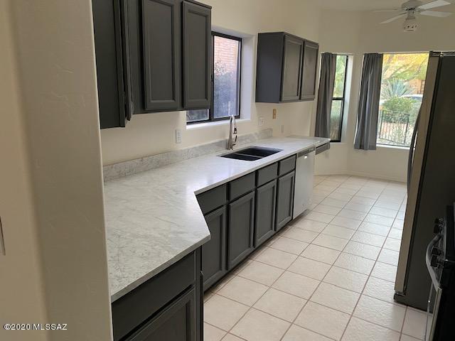 Valle Del Oro Townhomes (1-90) - Residential