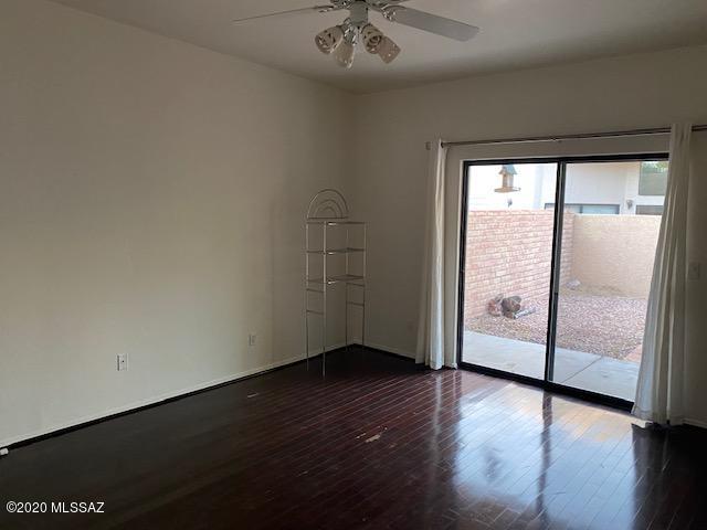 Valle Del Oro Townhomes (1-90) - Residential