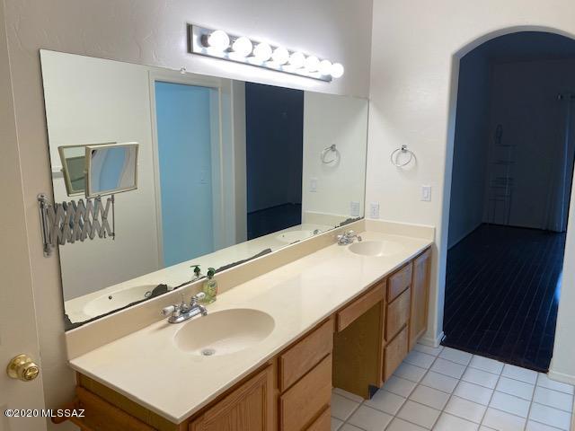 Valle Del Oro Townhomes (1-90) - Residential