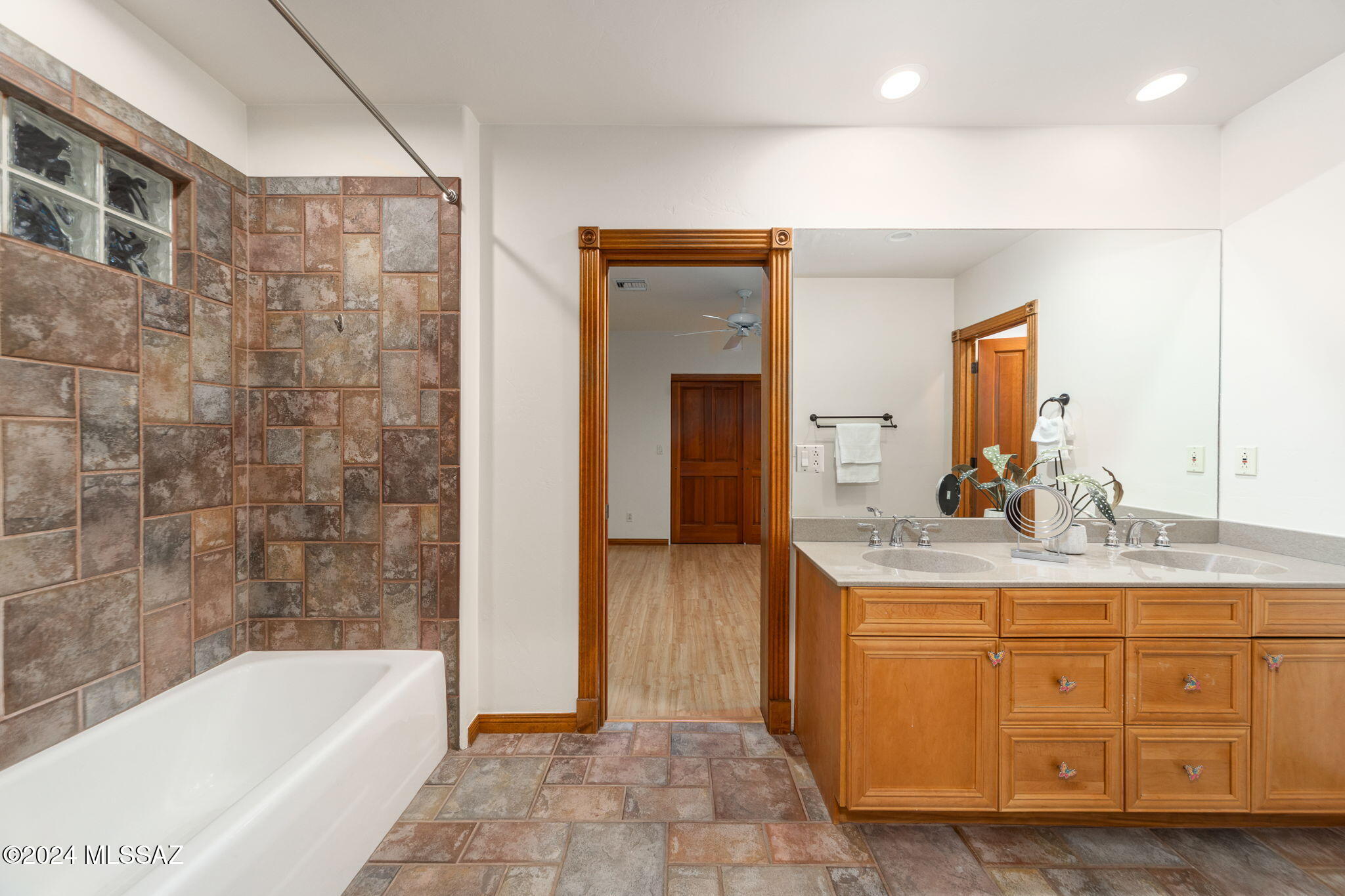 Country Club Estates NO. 1 - Residential