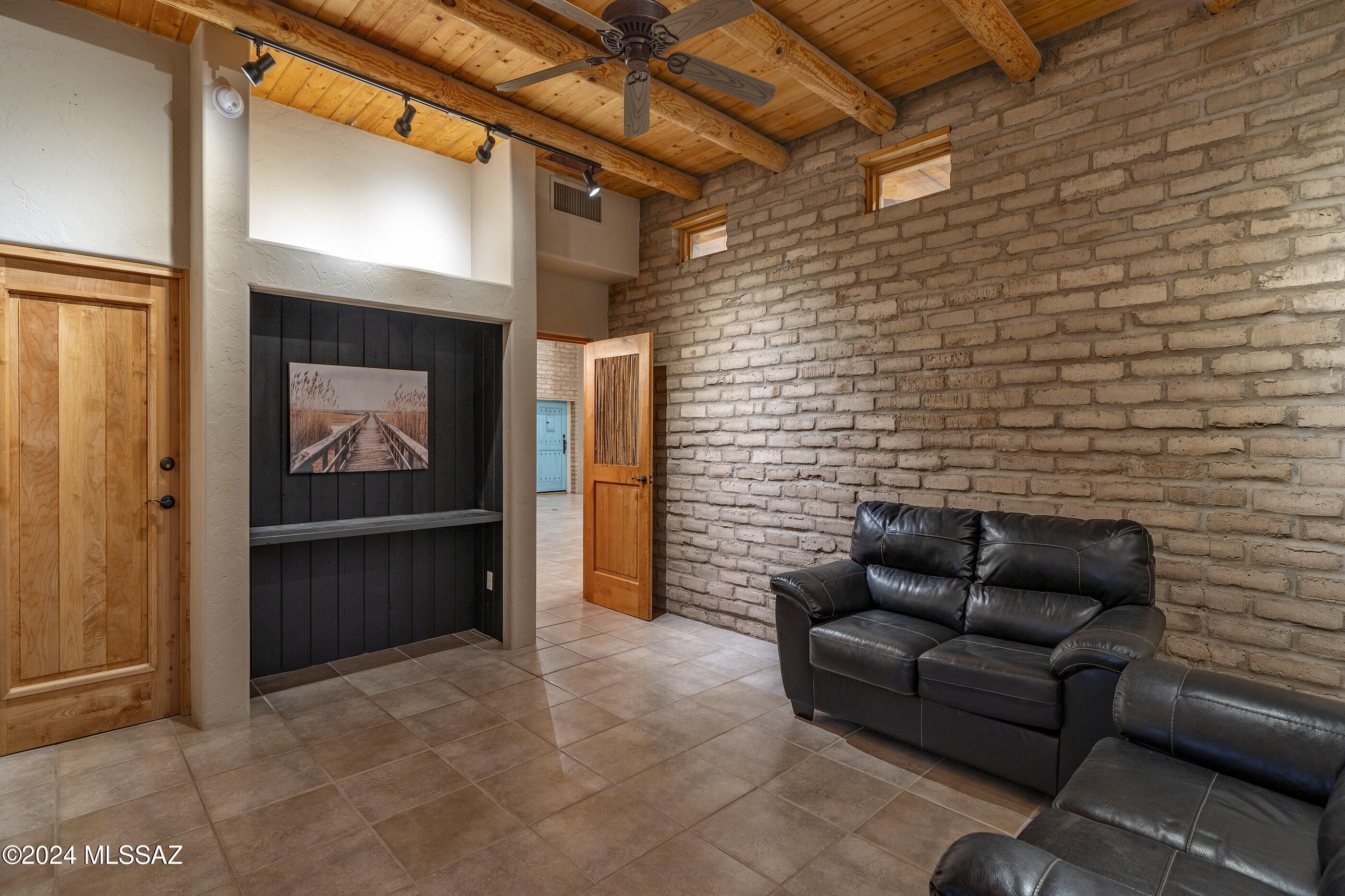 River Ridge (1-17) - Residential