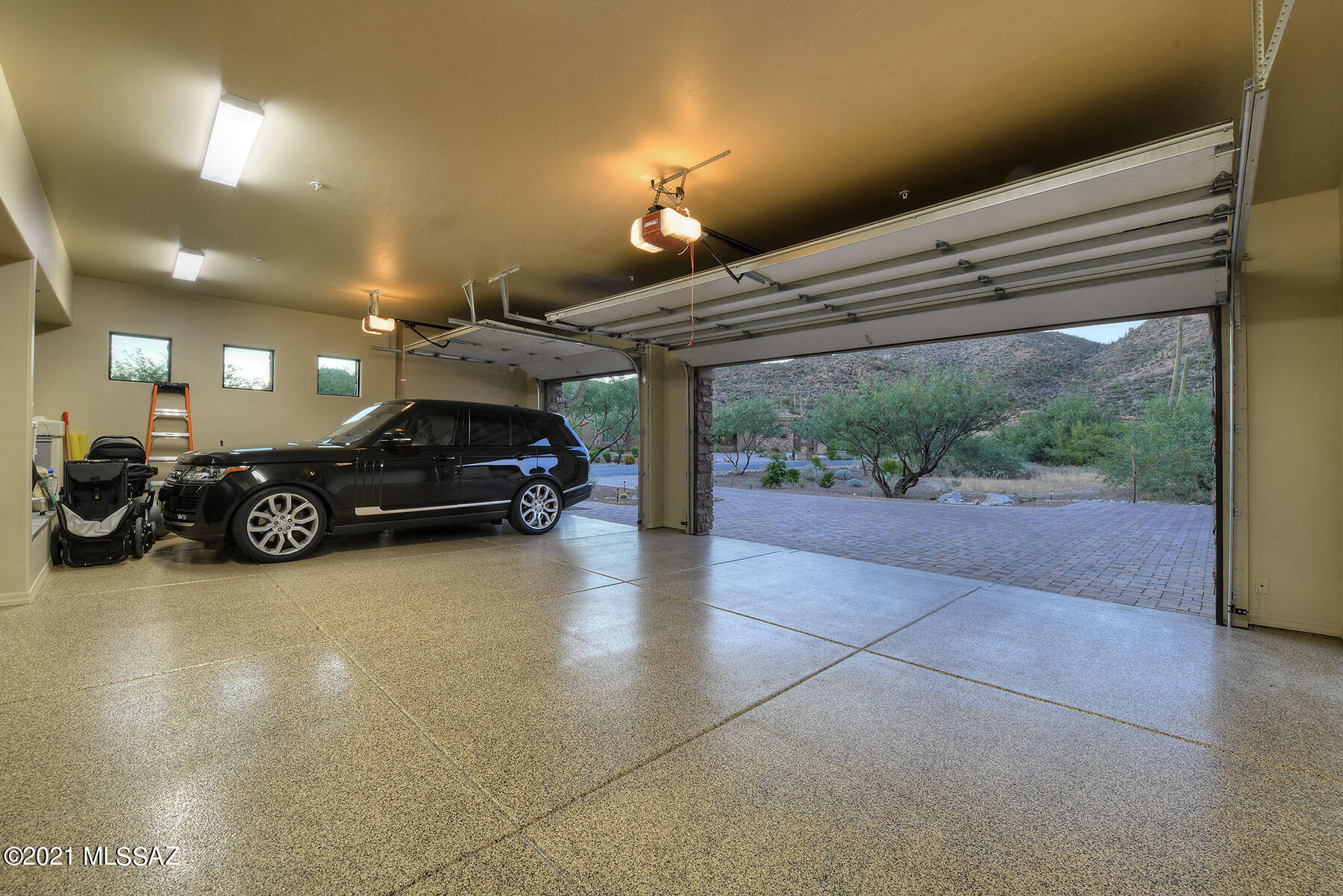Stone Canyon III - Residential