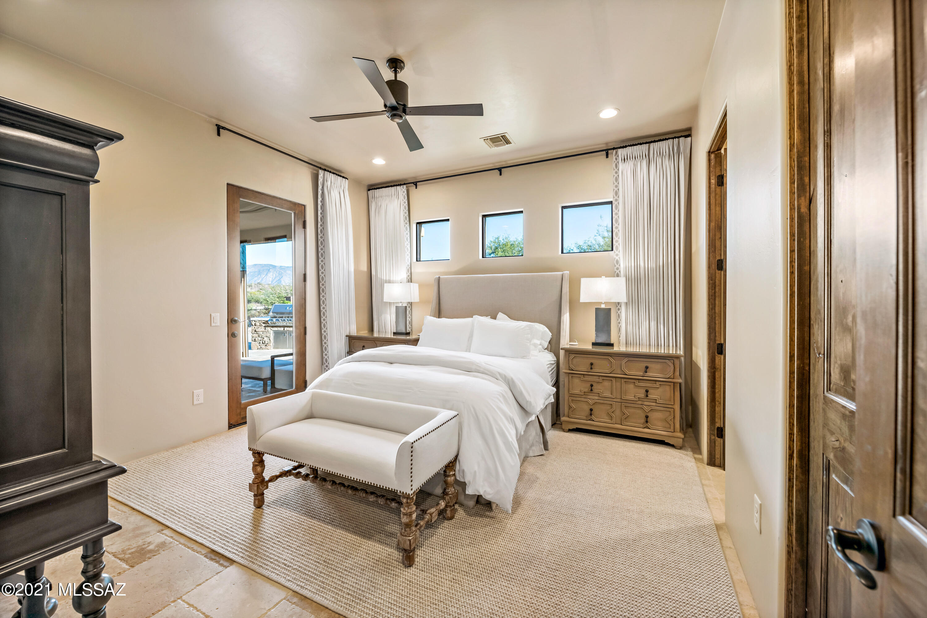 Stone Canyon III - Residential