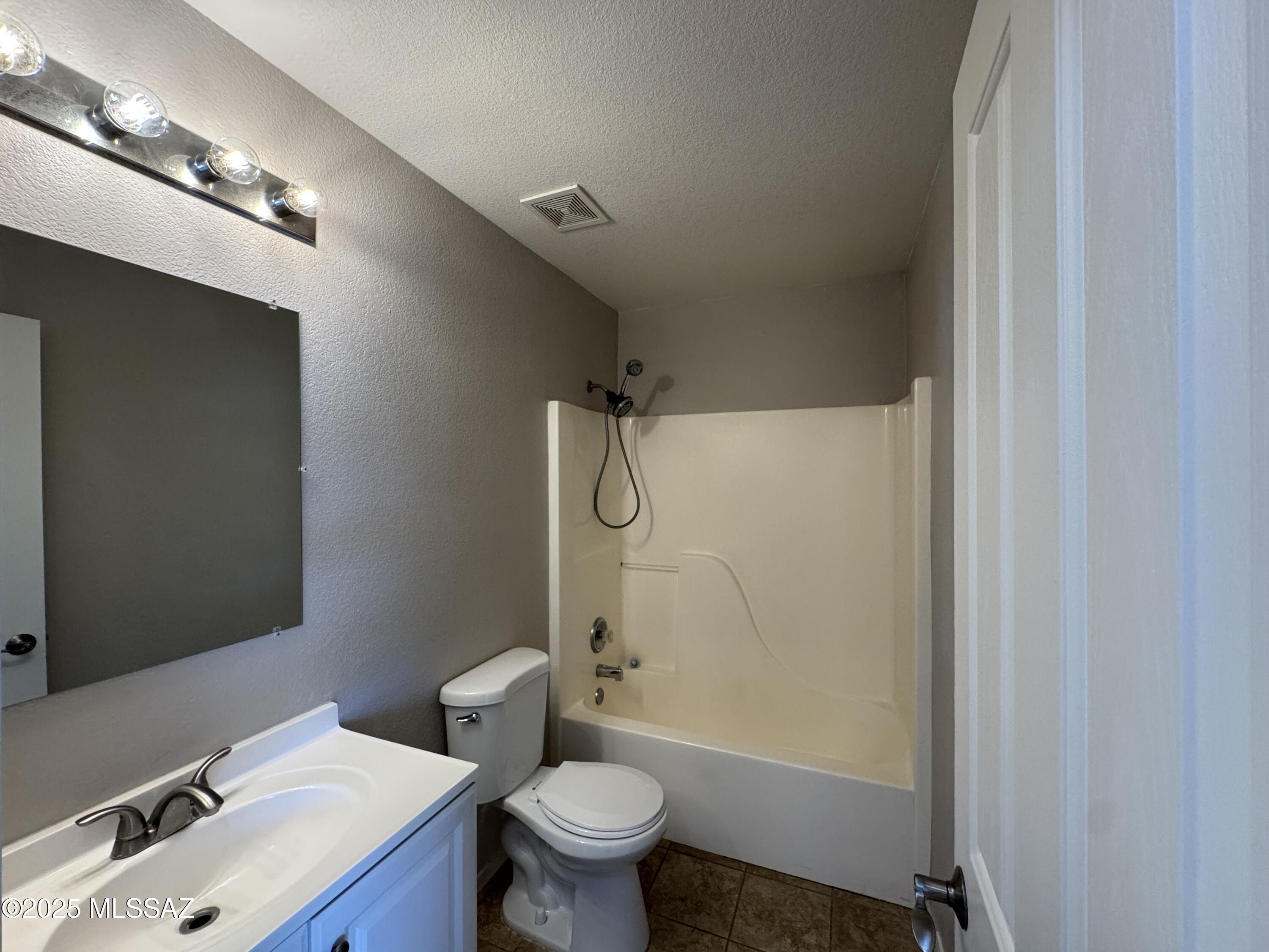Casa De Kino (1-156) - Residential Lease