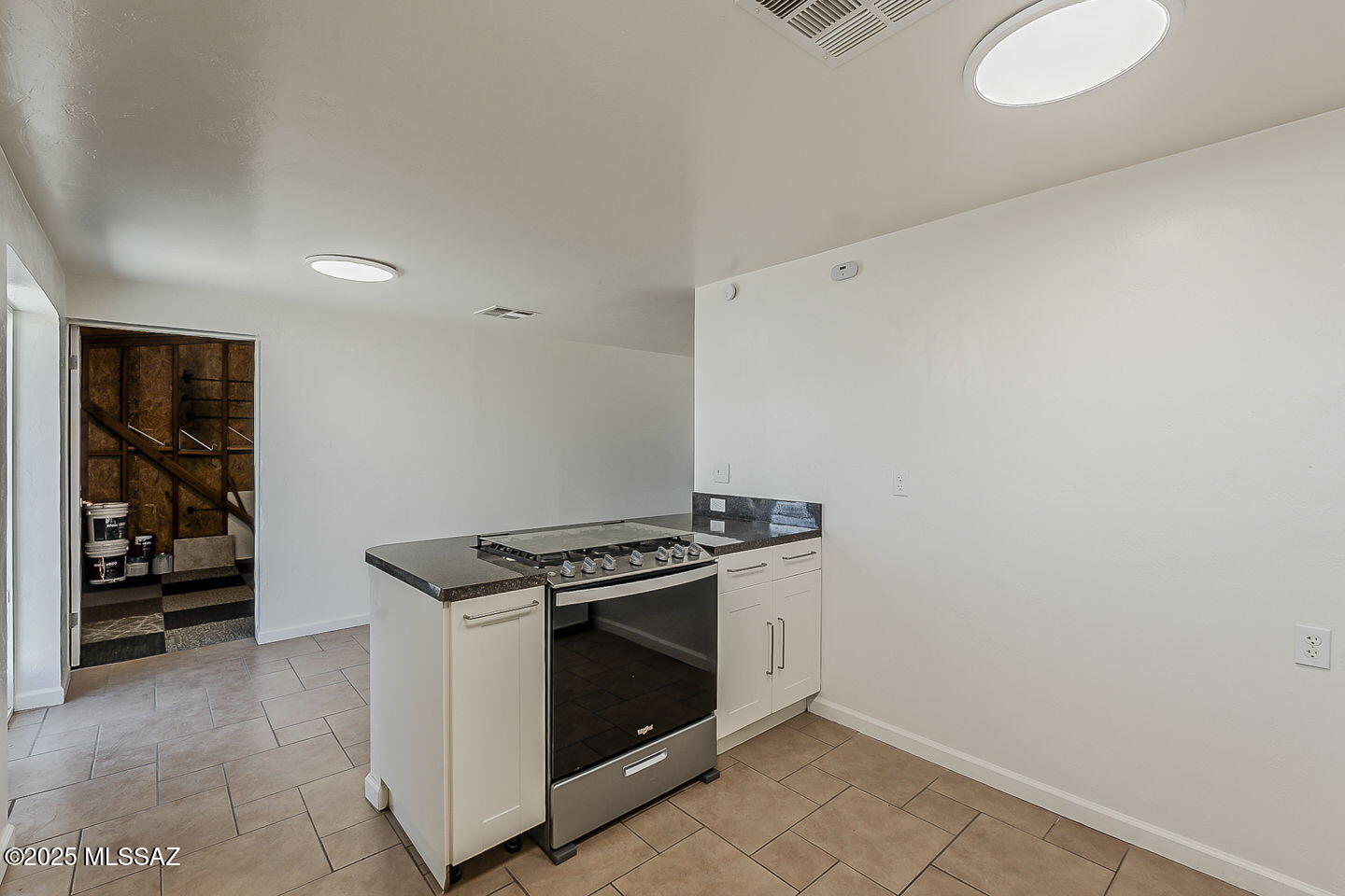 1673 W Circle B Drive