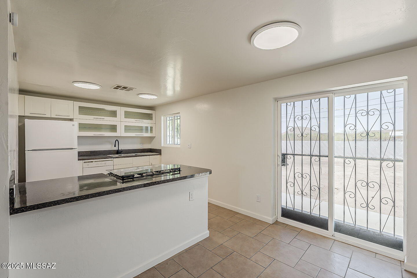 1673 W Circle B Drive