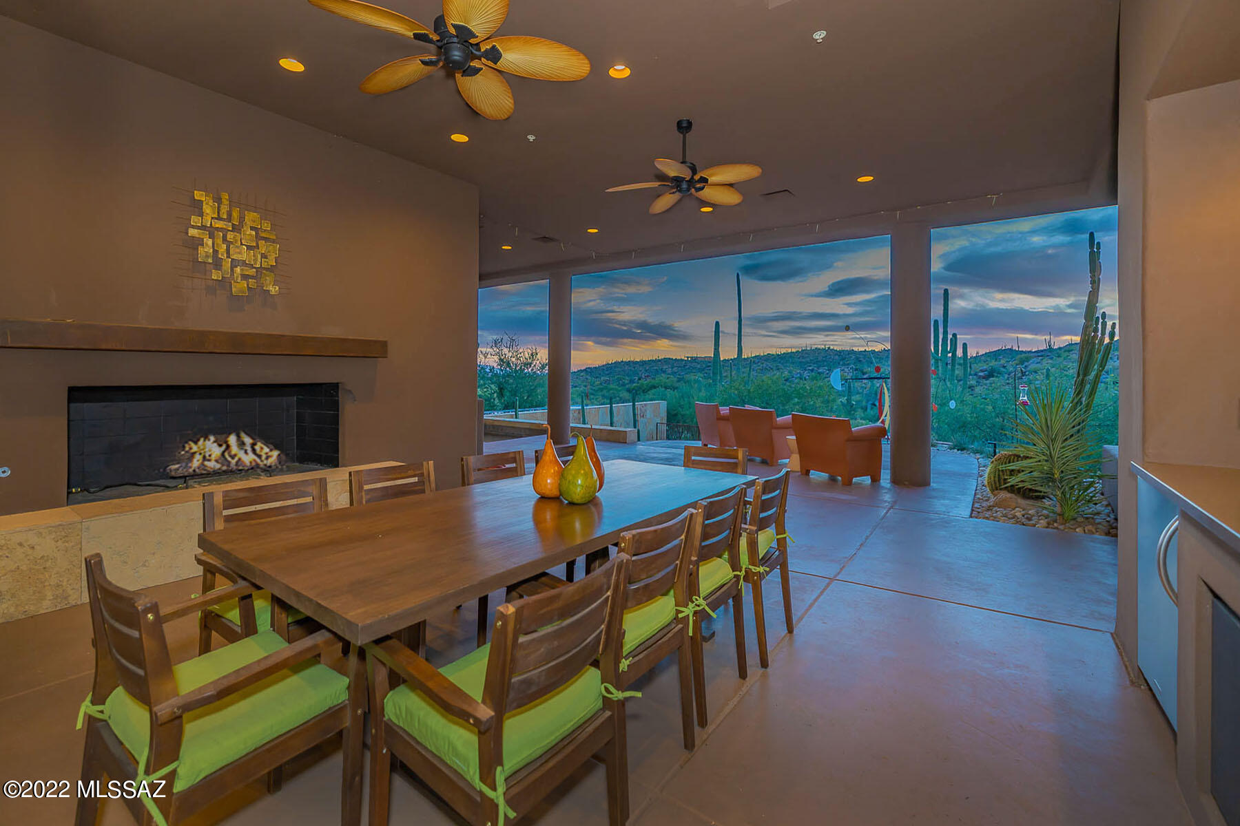 Honey Bee Ridge(The Estates At) - Residential