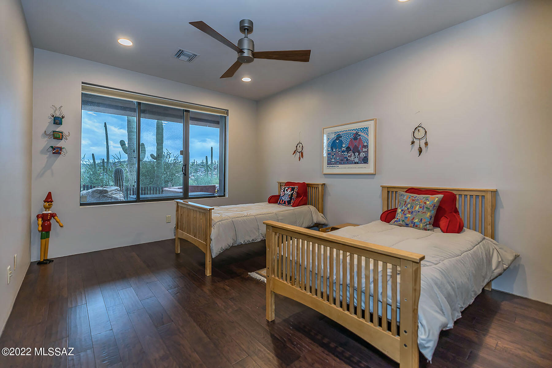 Honey Bee Ridge(The Estates At) - Residential
