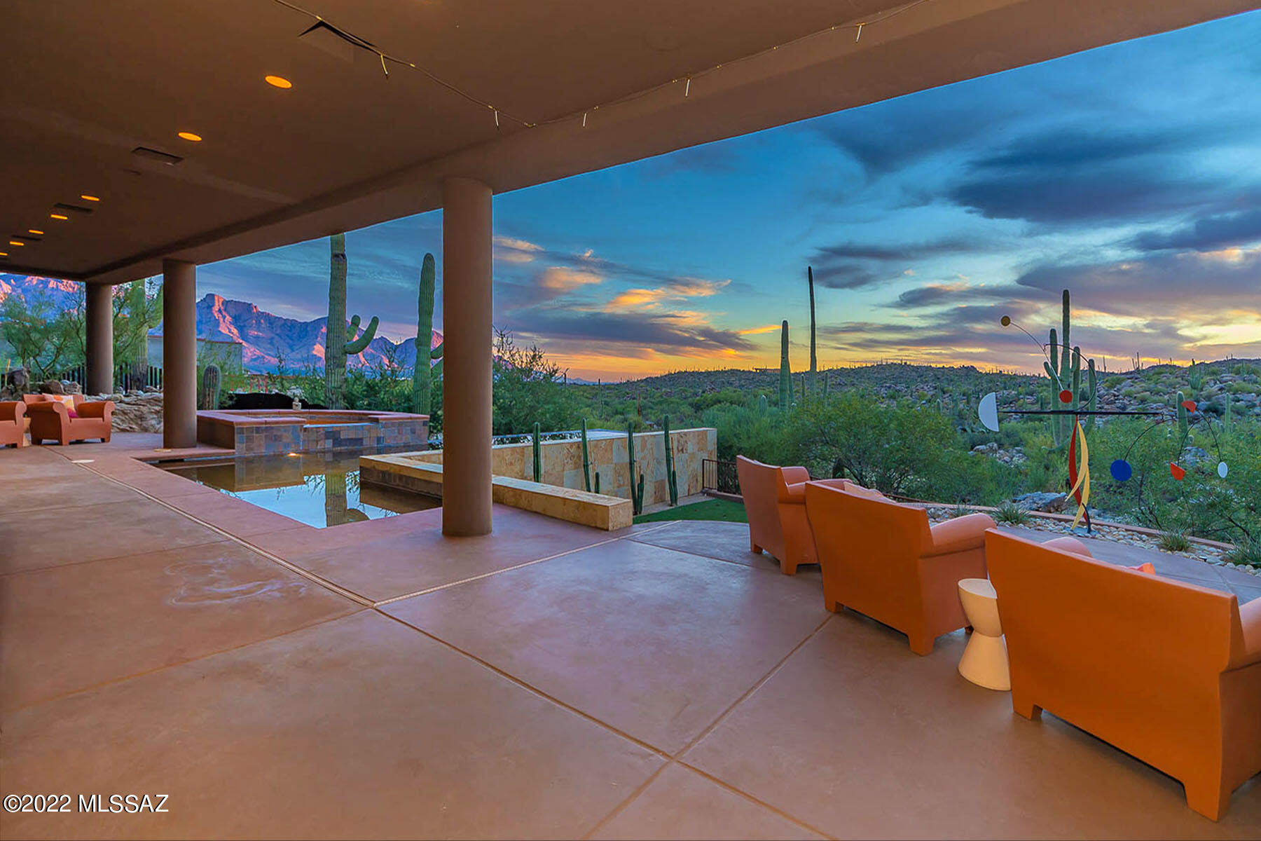 Honey Bee Ridge(The Estates At) - Residential
