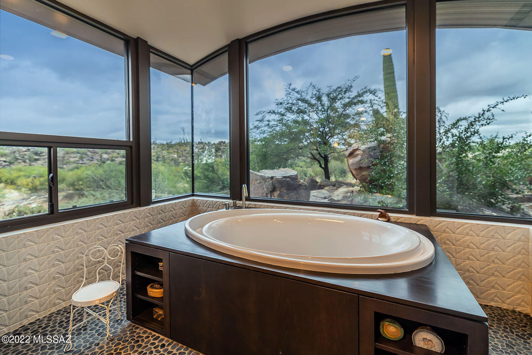 Honey Bee Ridge(The Estates At) - Residential