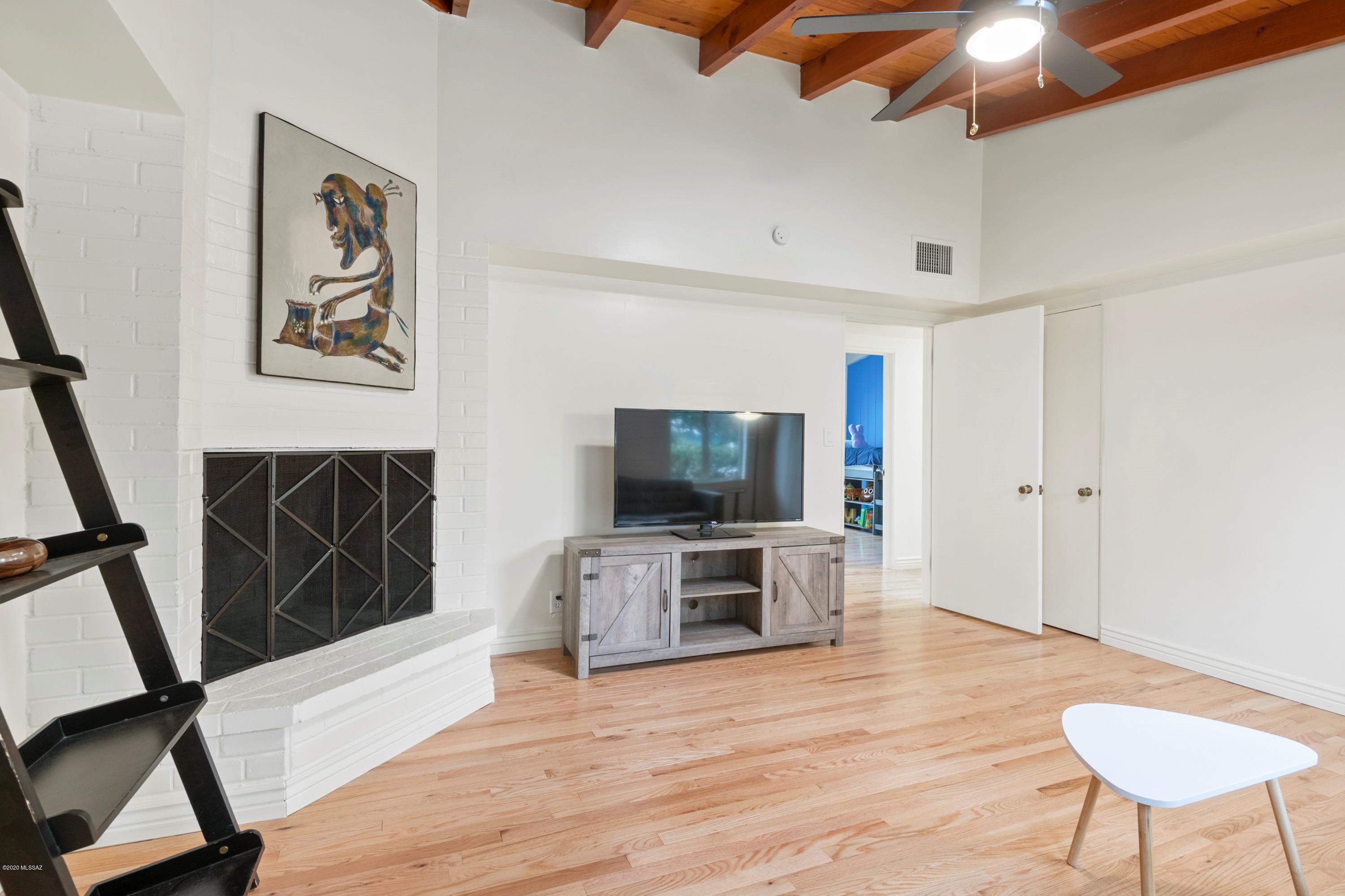 Encanto Park - Residential