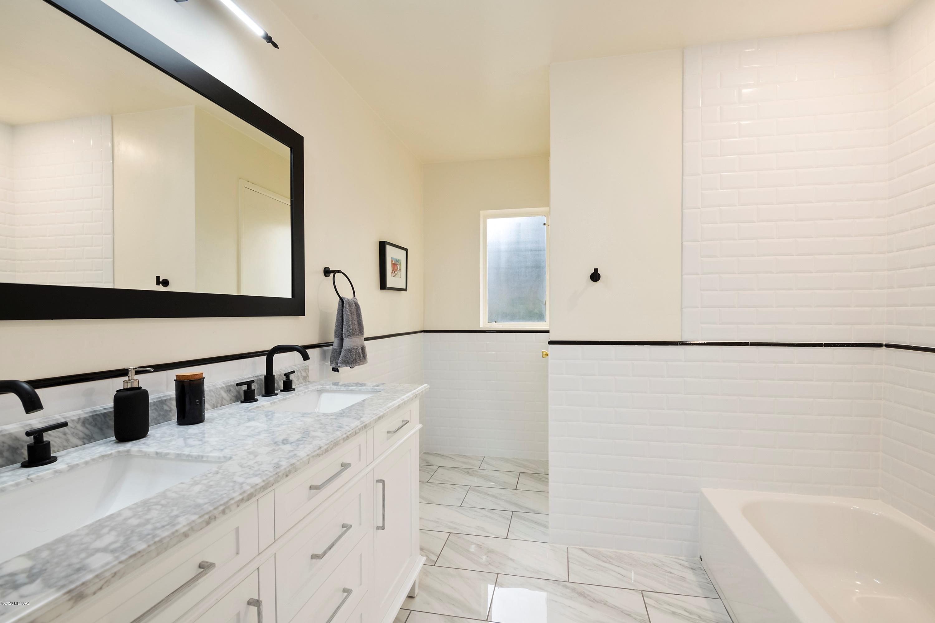 Encanto Park - Residential