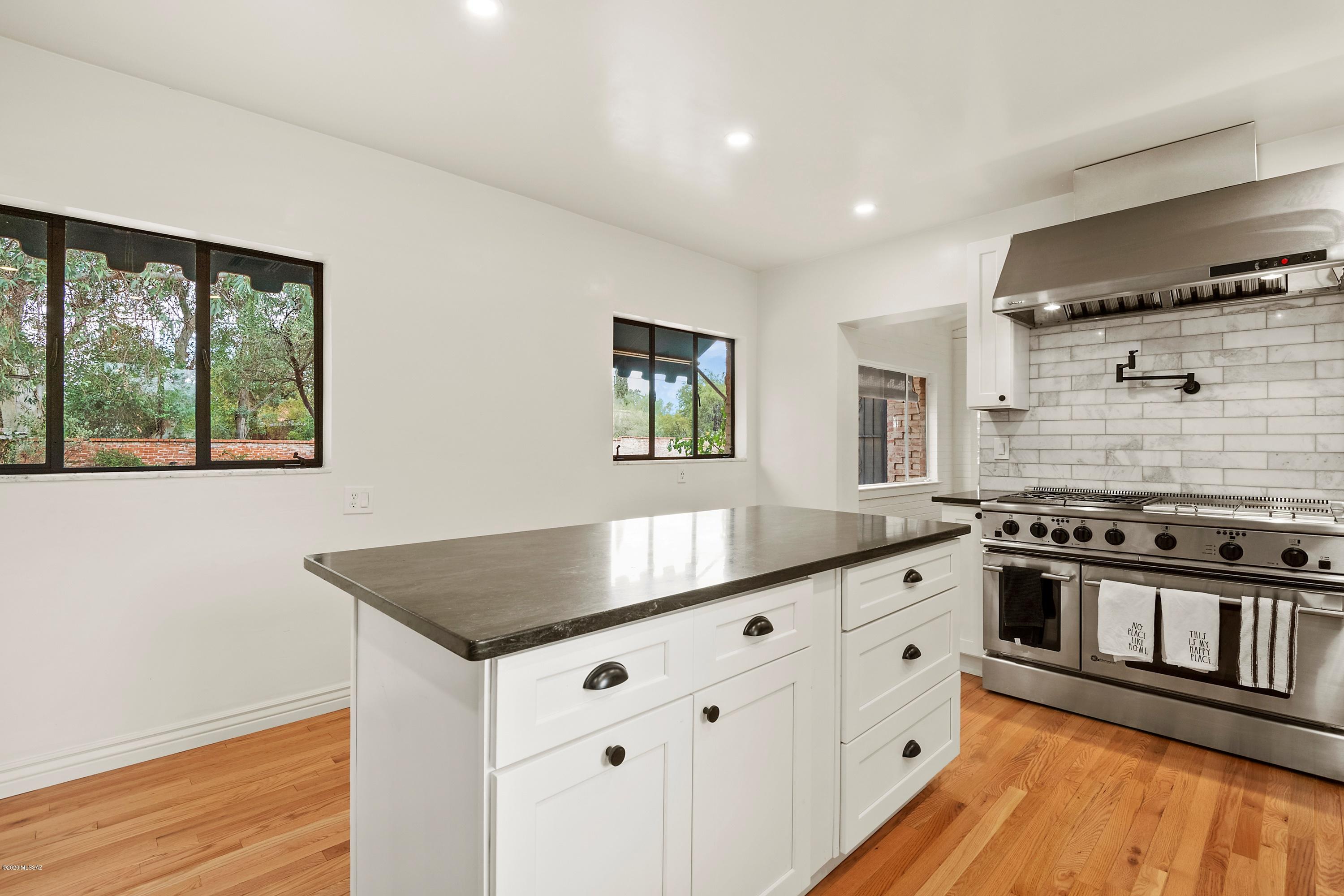 Encanto Park - Residential