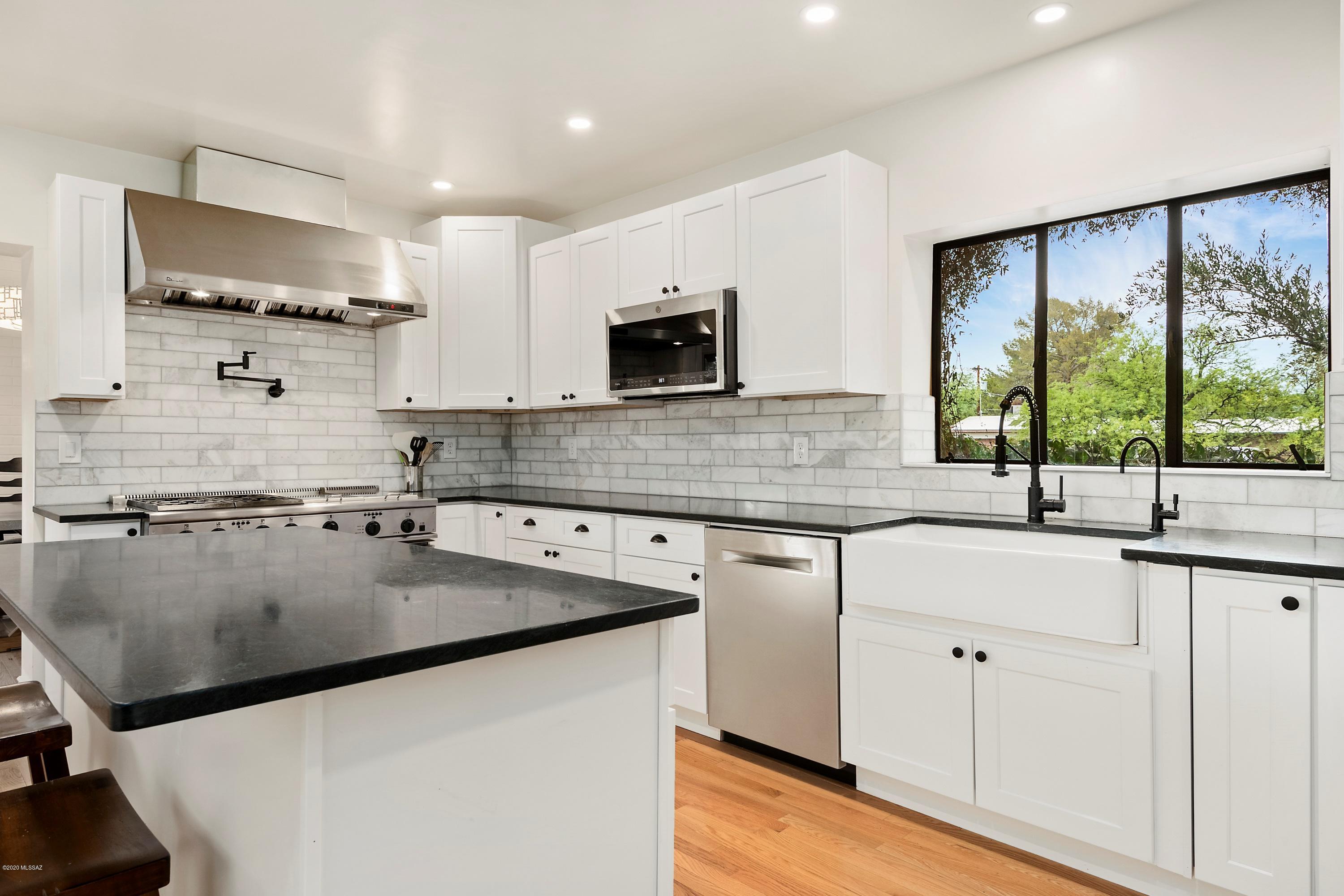 Encanto Park - Residential
