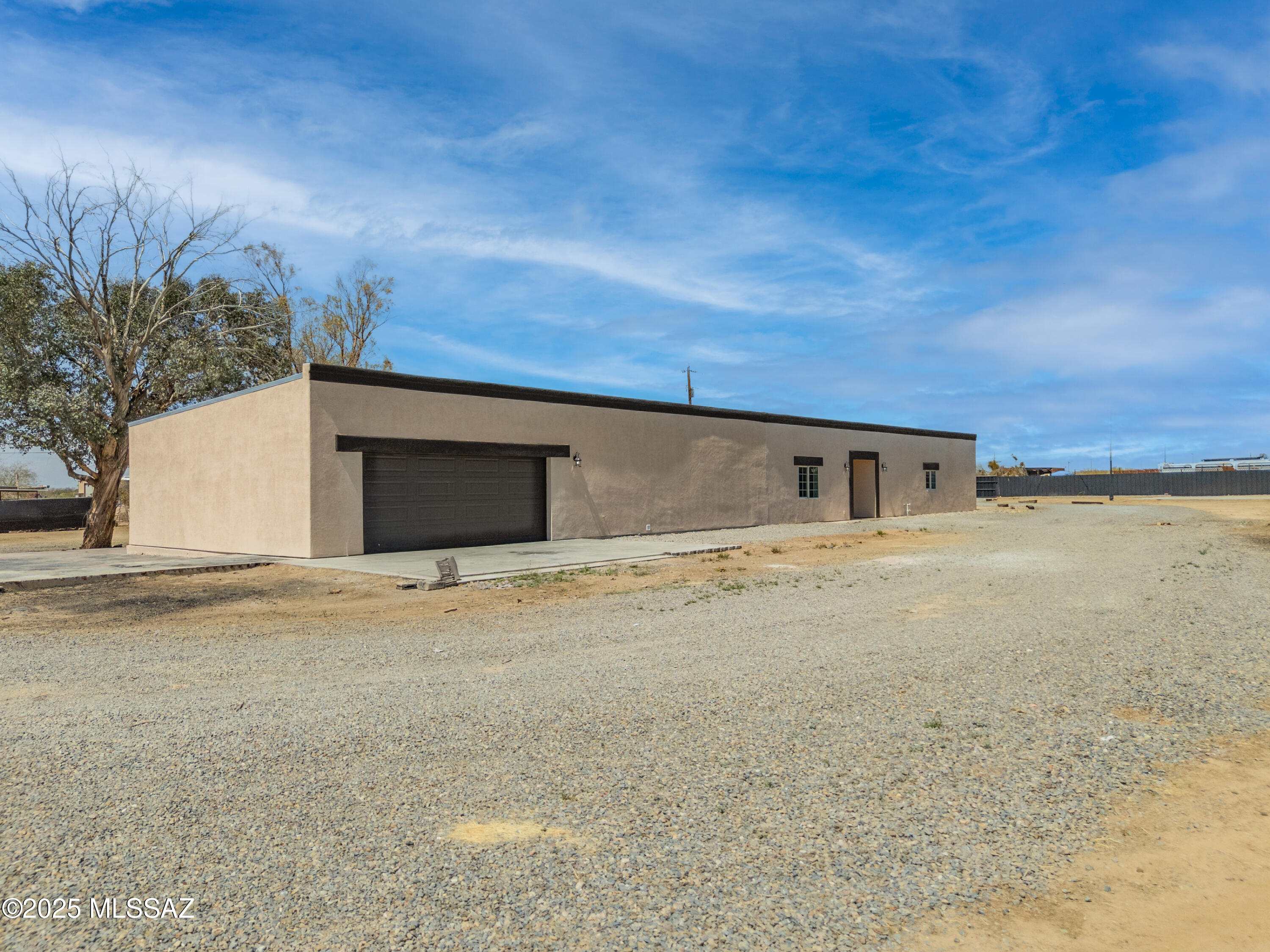 8323 W Tangerine Road