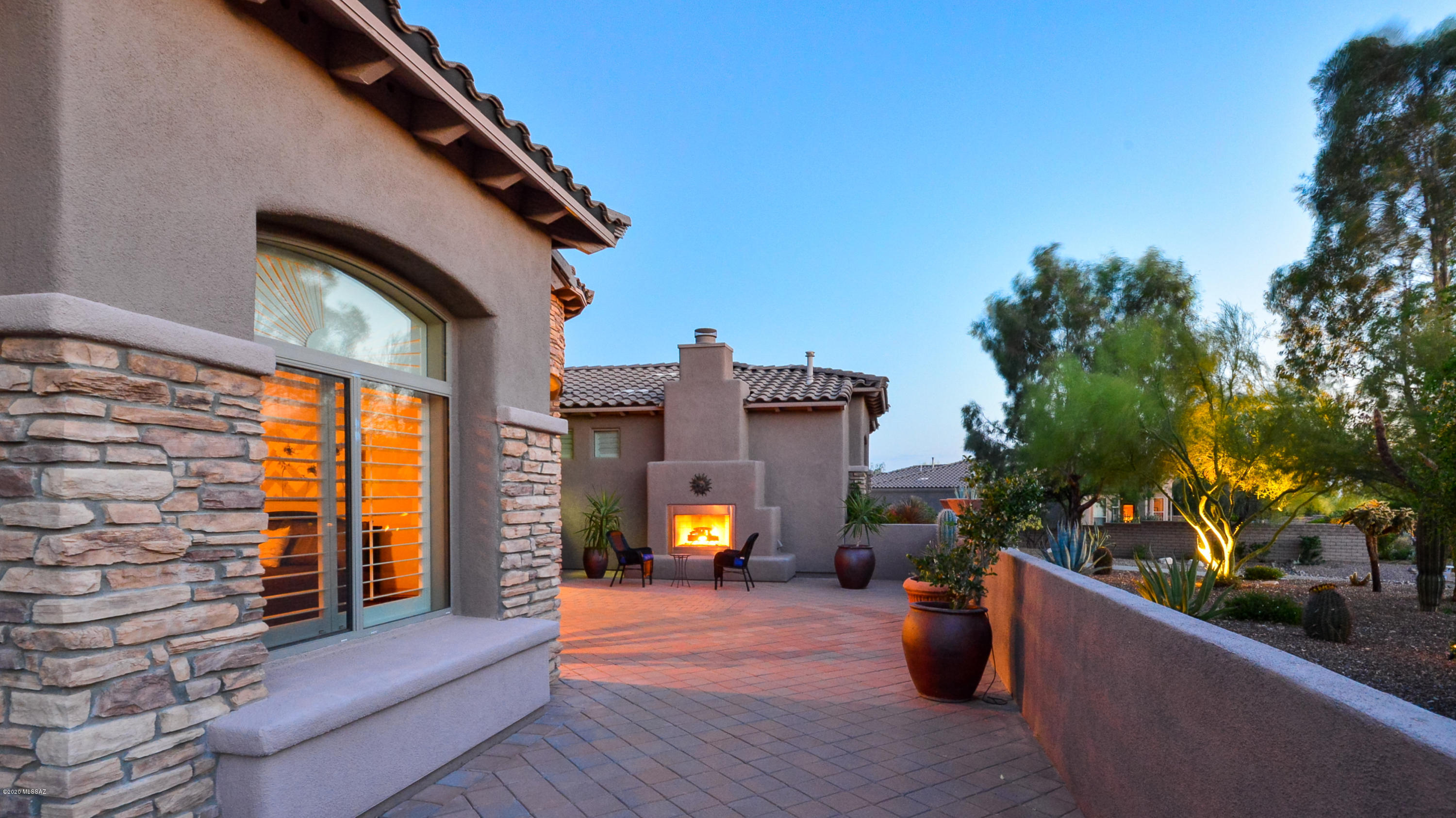 Dos Lagos at Dove Mountain (1-91) - Residential