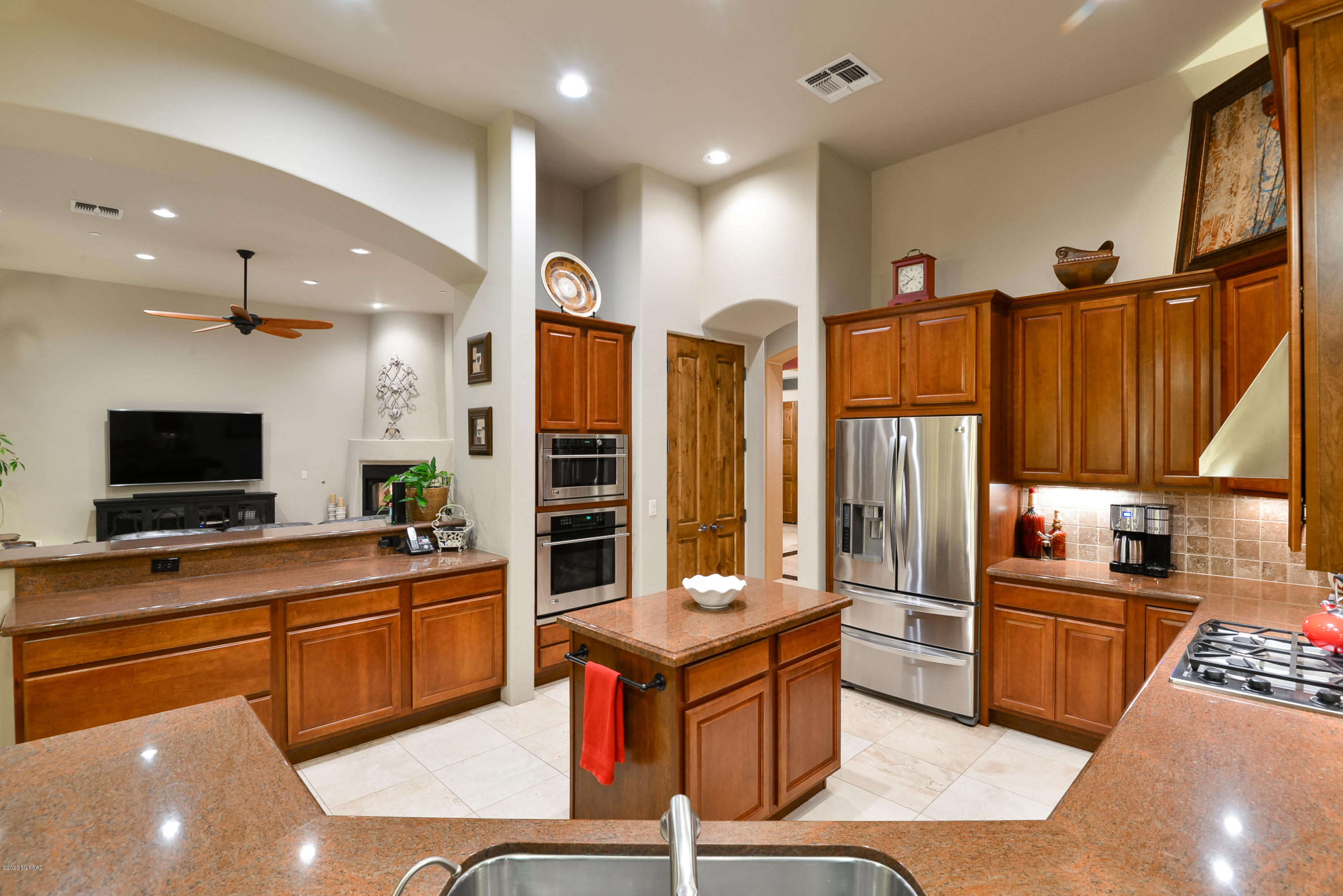 Dos Lagos at Dove Mountain (1-91) - Residential