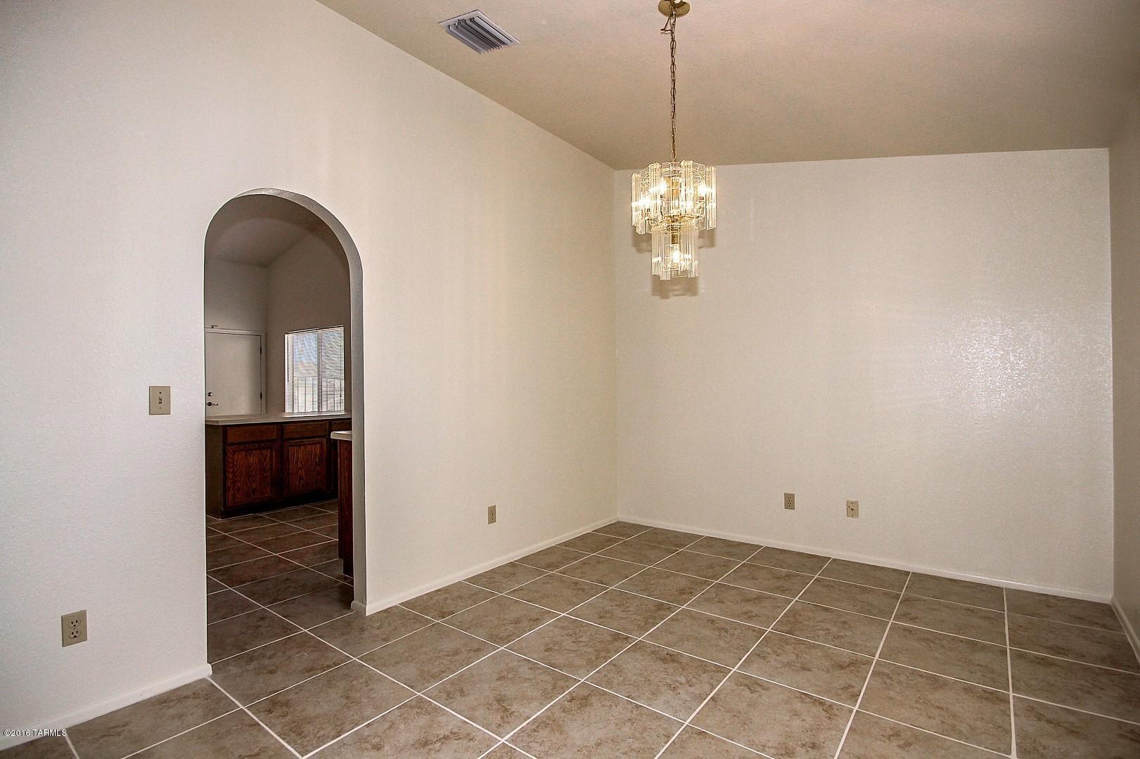 Hacienda Del Oro (1-879) - Residential