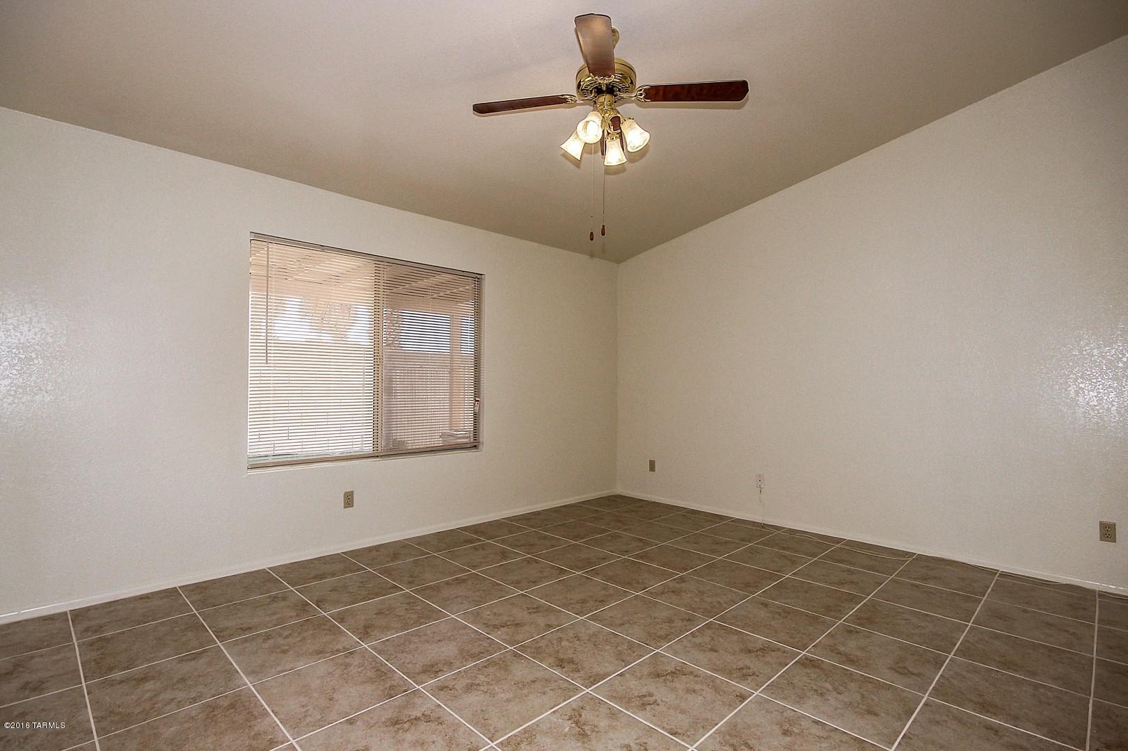 Hacienda Del Oro (1-879) - Residential