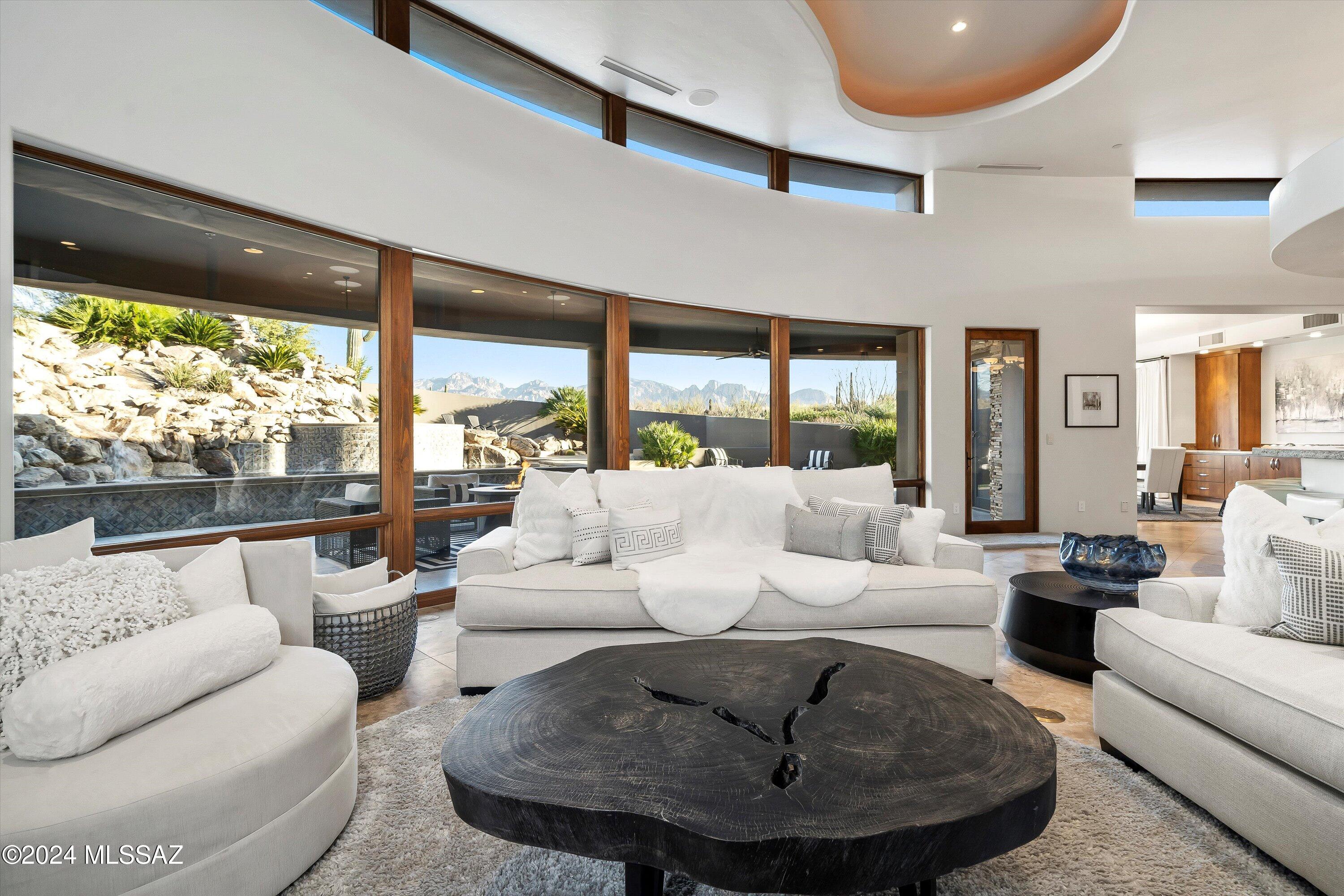 Honey Bee Ridge(The Estates At) - Residential