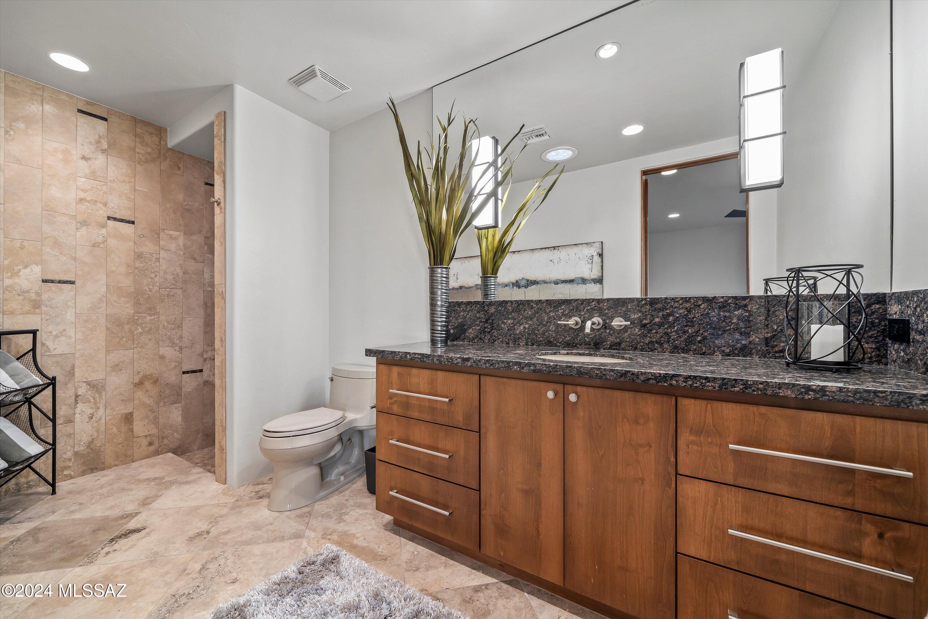Honey Bee Ridge(The Estates At) - Residential
