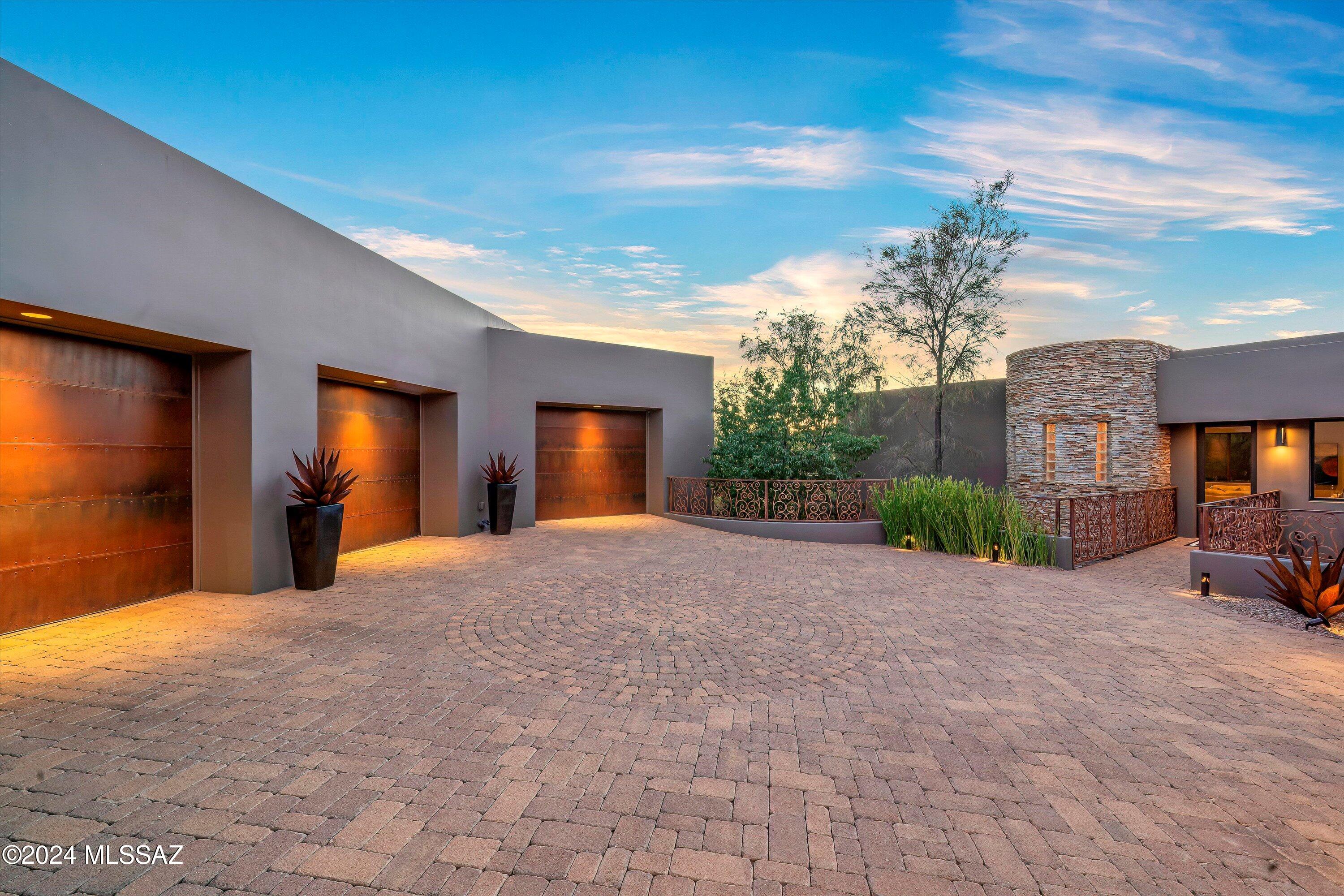 Honey Bee Ridge(The Estates At) - Residential