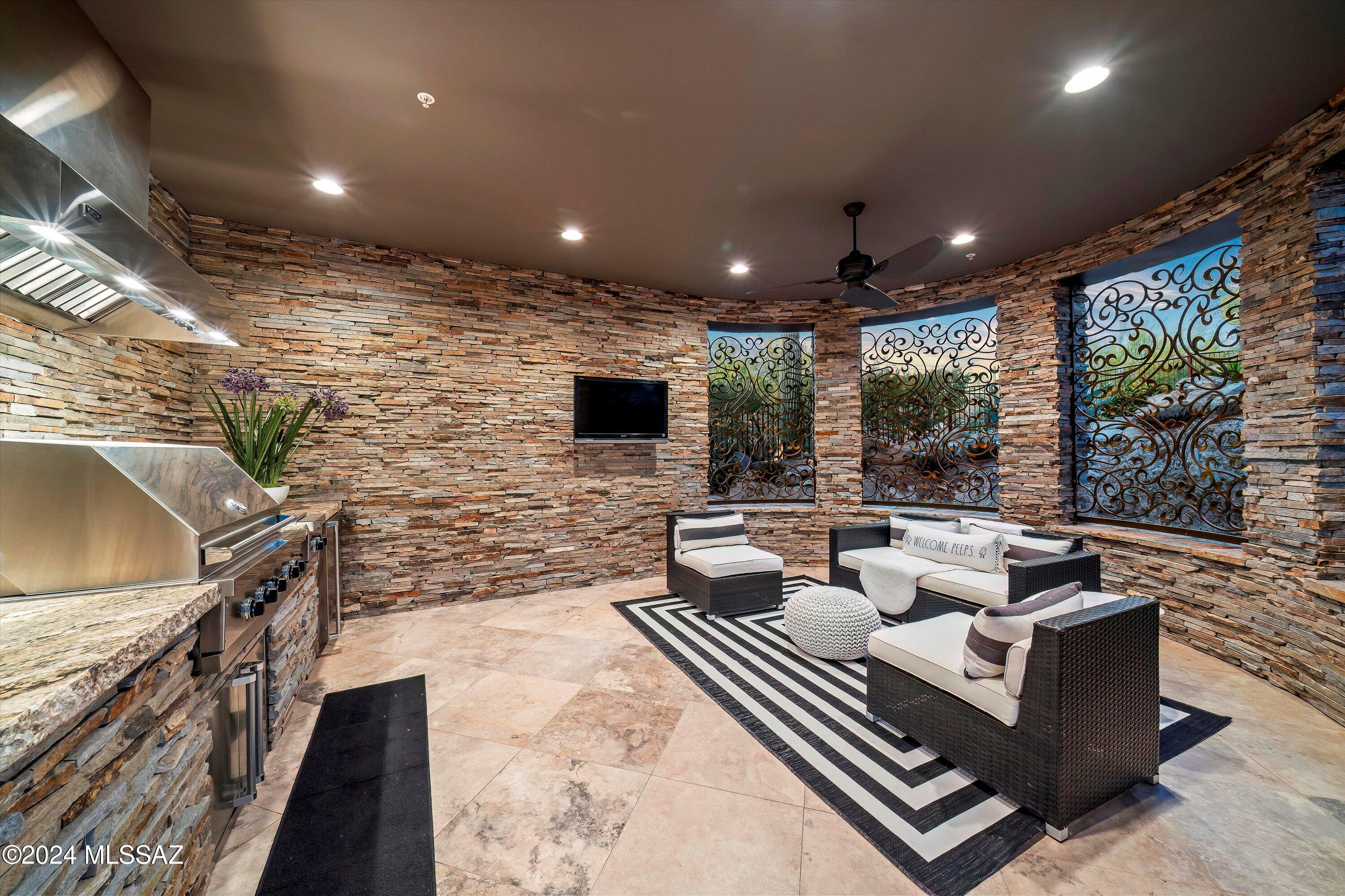 Honey Bee Ridge(The Estates At) - Residential